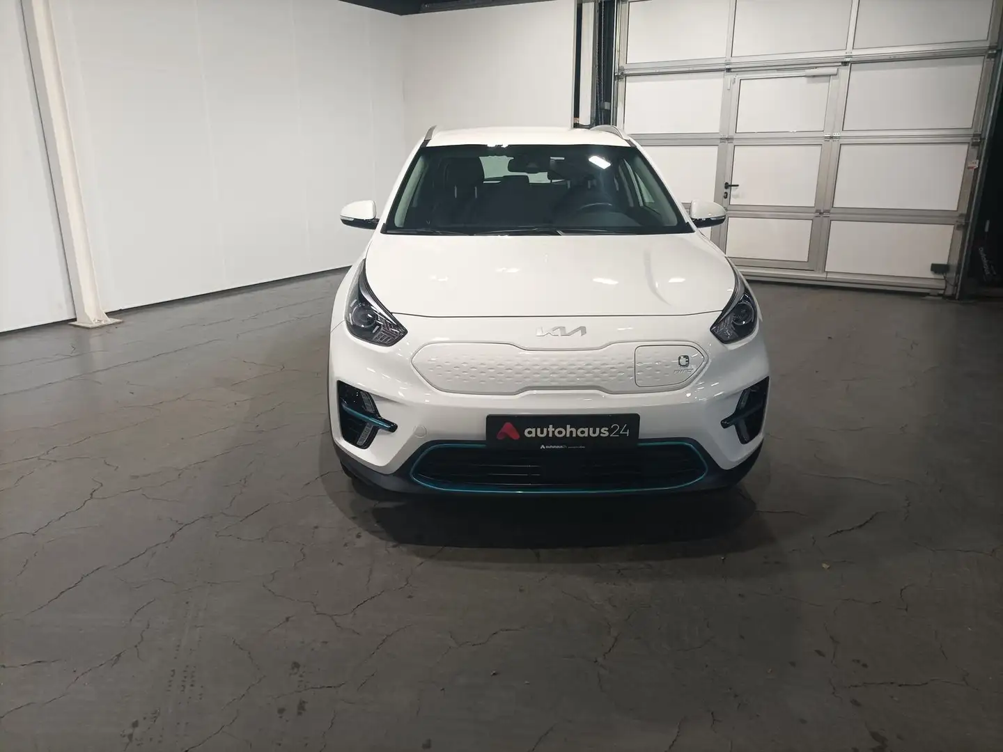 Kia e-Niro Vision 39,2 kWh Navi|ParkPilot|Kamera|SHZ Weiß - 2