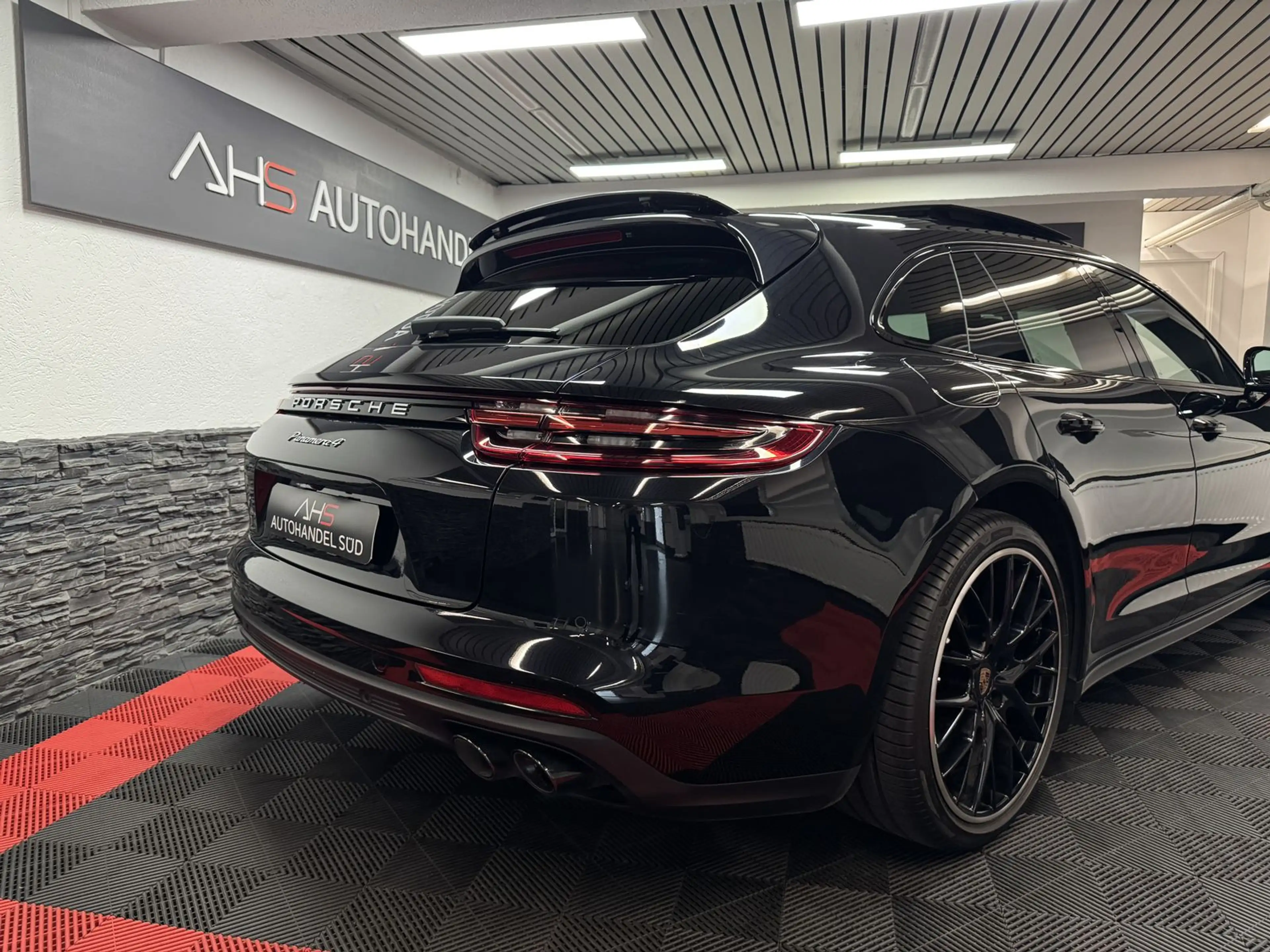 Porsche Panamera 4 Edition 10 Jahre*SPORT.C*PANO* — photo 5