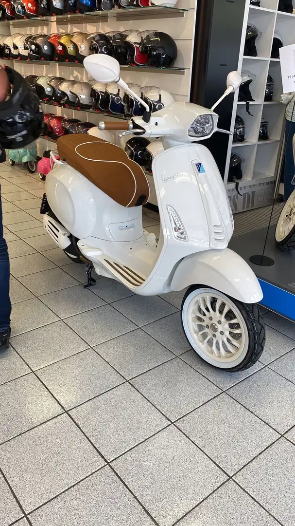 Piaggio Sprint White - 1