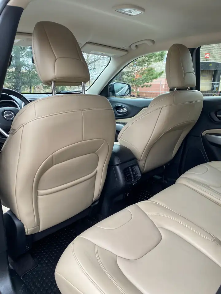 Jeep Cherokee fotografie Jeep Cherokee