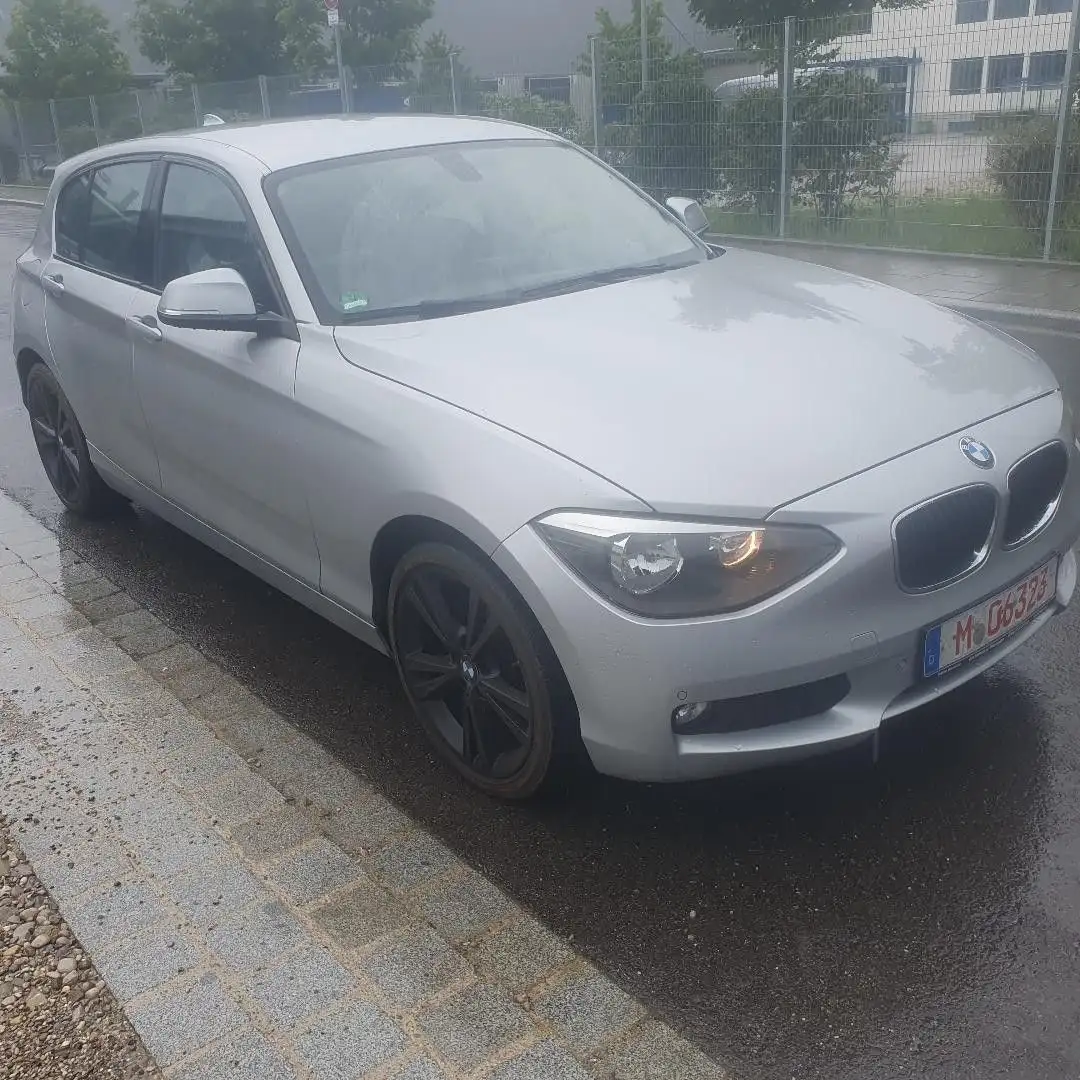 BMW 116 d Lim. 5-trg 8-fach Alu PDC MFL Klima SHZG Silber - 1