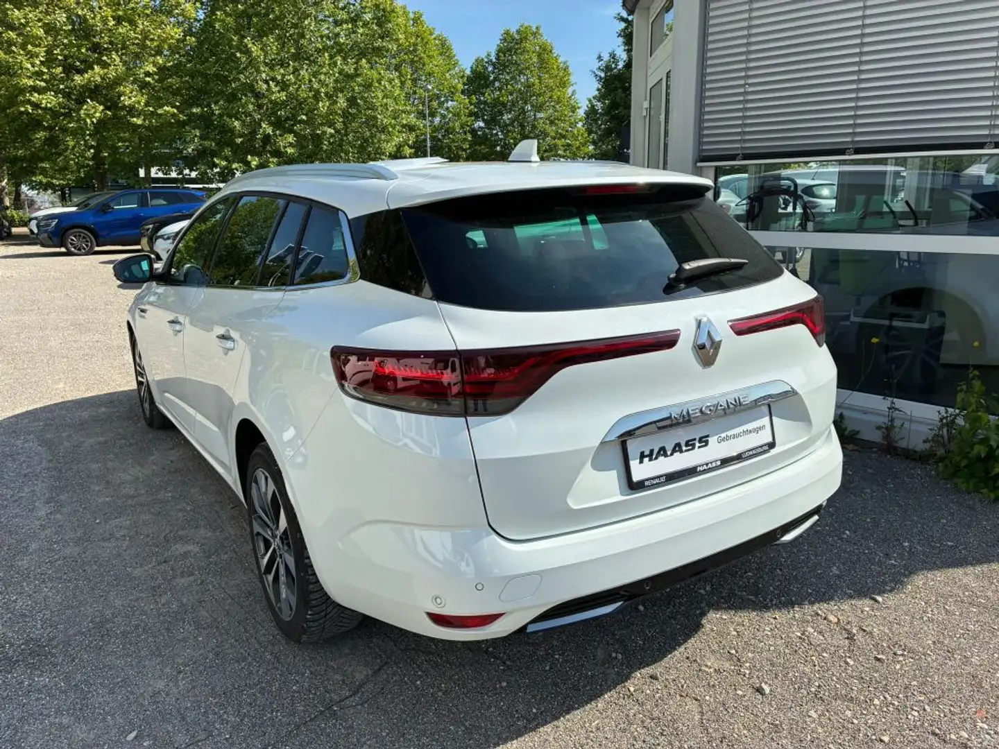 Renault Megane Grandtour TCe 140 GPF EDC INTENS Weiß - 2