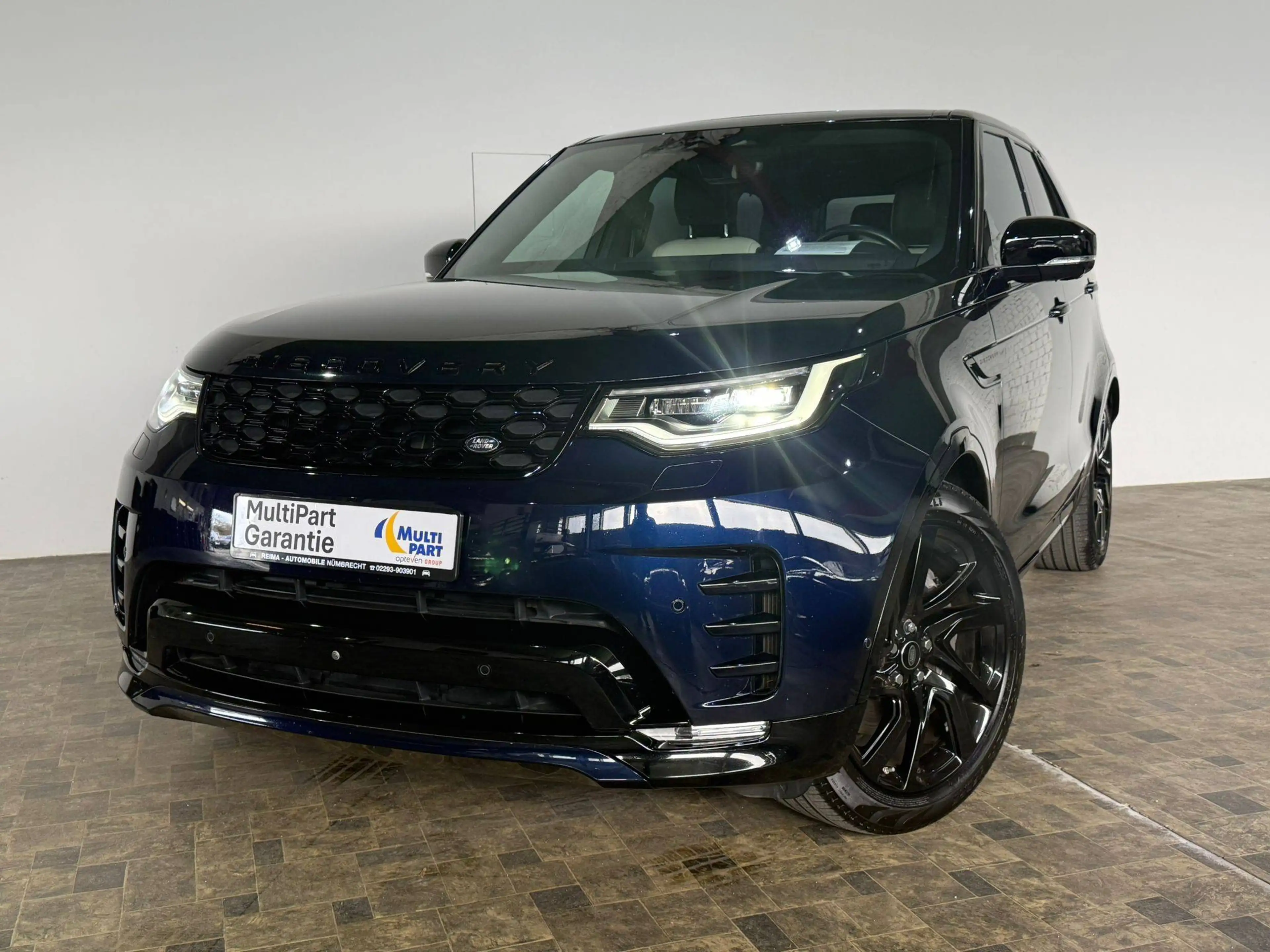 Land Rover Discovery 3,0i P360 R-Dynamic, Pano, Leder, ACC — photo 2