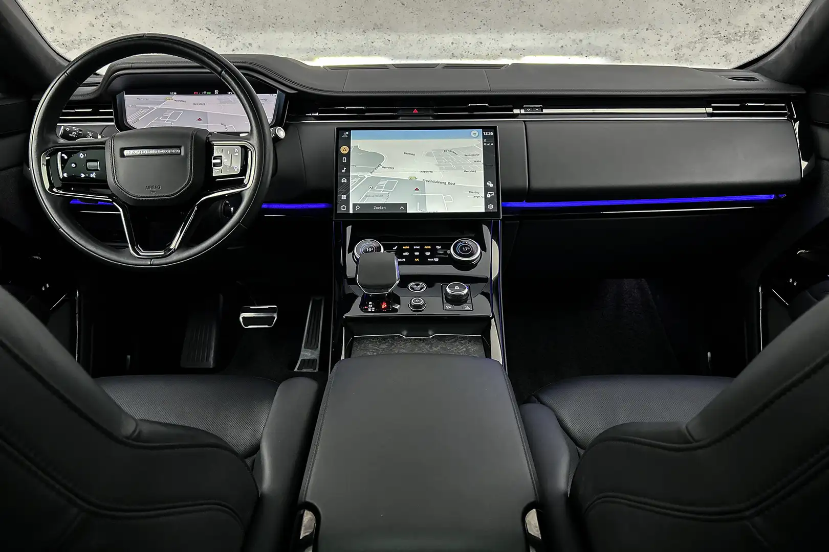 Land Rover Range Rover Sport 4.4 P530 First Edition | Panoramadak | Stoelverwar Zwart - 2
