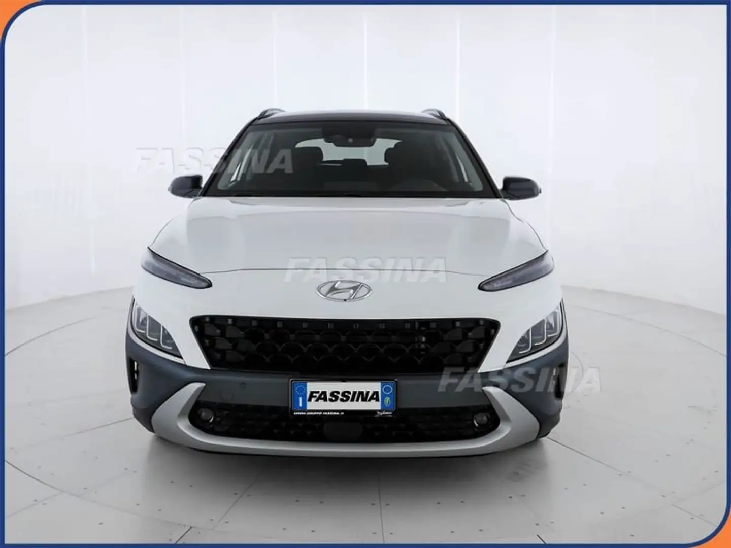 Hyundai KONA HEV 1.6 DCT XLine 141 cv Bianco - 2