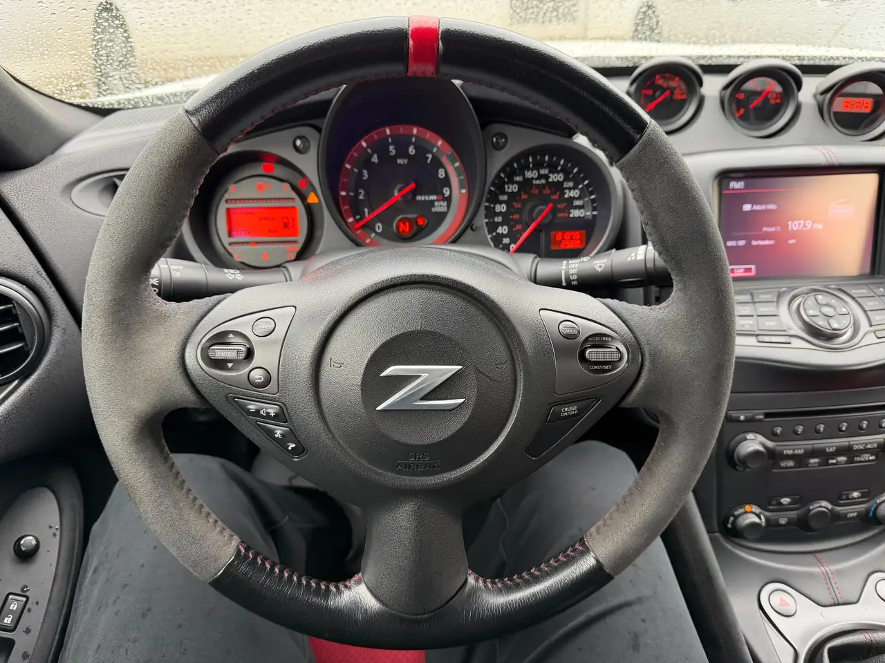 Nissan 370Z снимка Nissan 370Z