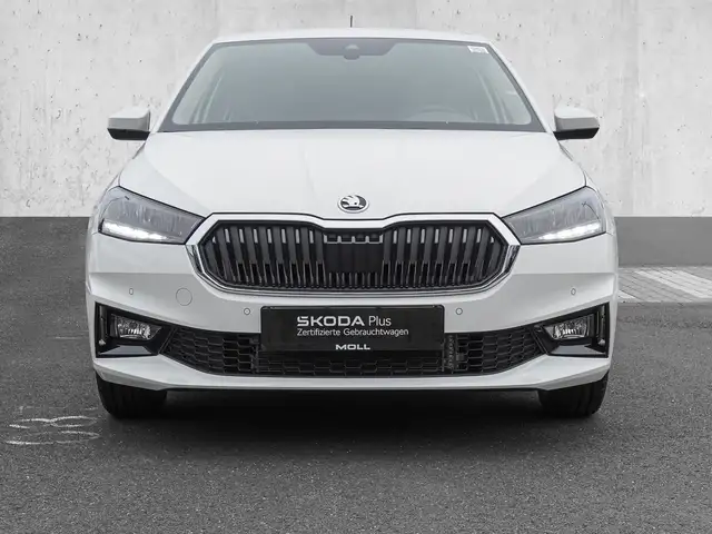 Skoda Fabia view 3