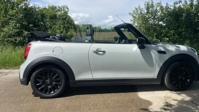 MINI Cooper Cabrio Mini Cabriolet 1.5A Cooper OPF DCT Phares full LED, sièges chauffant Garantie 1 AN poss extension jusque 36 moisPrix TVAC