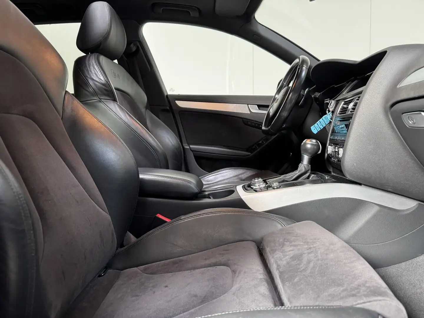 Audi S4 3.0 TFSI Benzine Quattro Autom. - GPS - Topstaat! Grijs - 2