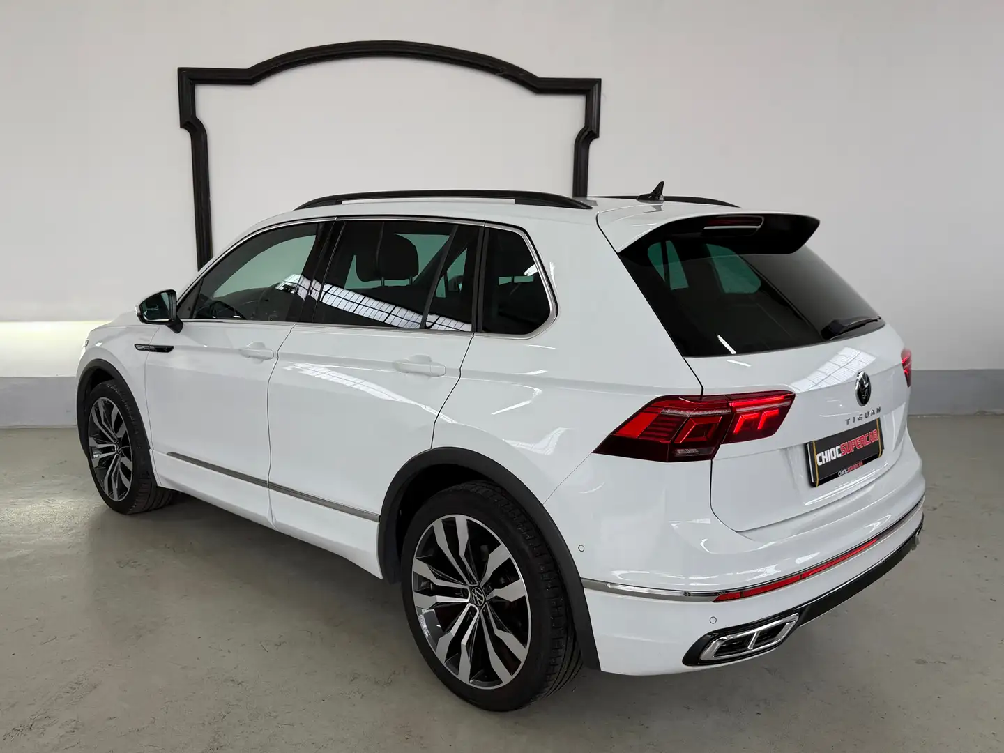 Volkswagen Tiguan Tiguan 2.0 tdi R-Line 150cv dsg -Cerchi 20"-MATRIX Blanc - 2