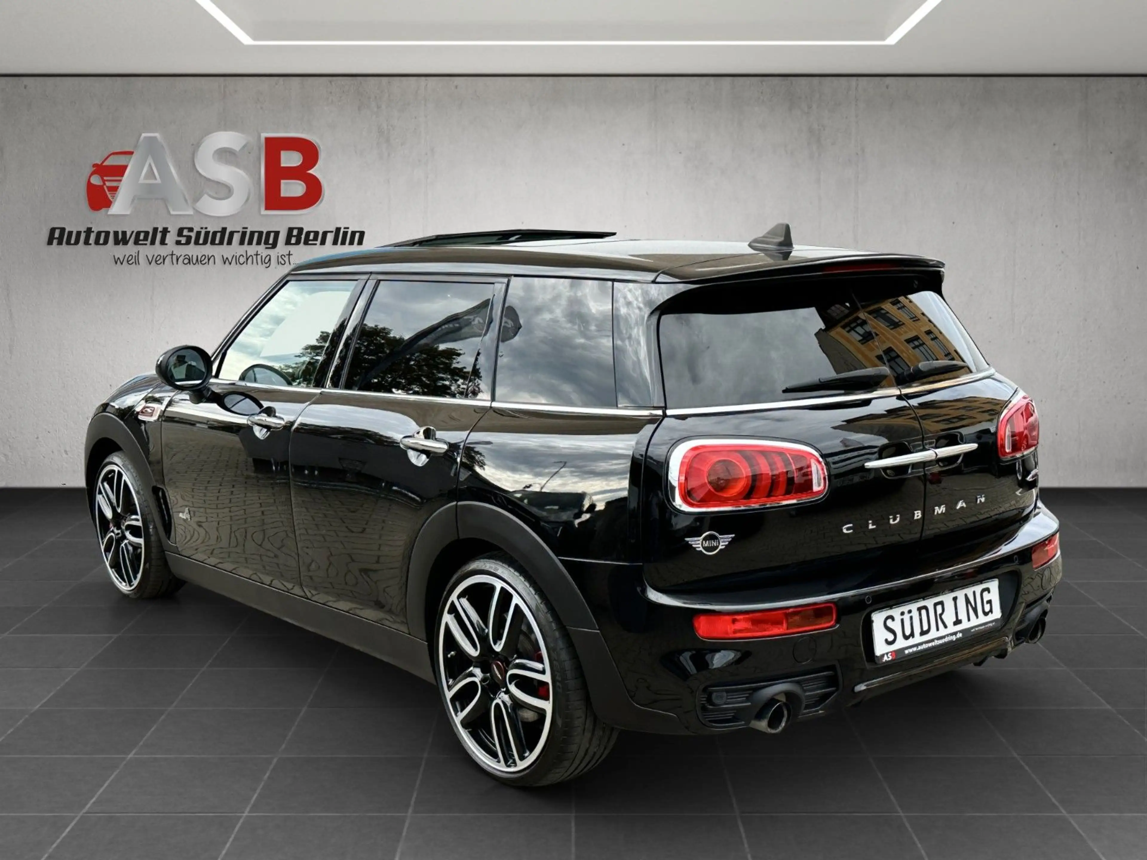 MINI John Cooper Works Clubman ALL4 Panorama*LED*NAVI — photo 11