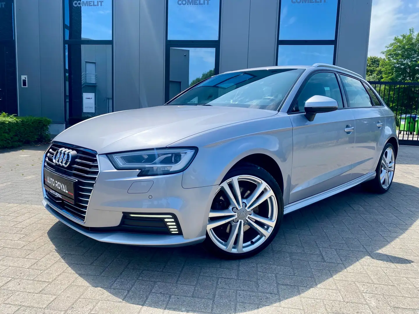 Audi A3 1.4 TFSI e-tron S tronic/ Keyless LED Audi historq Grijs - 1