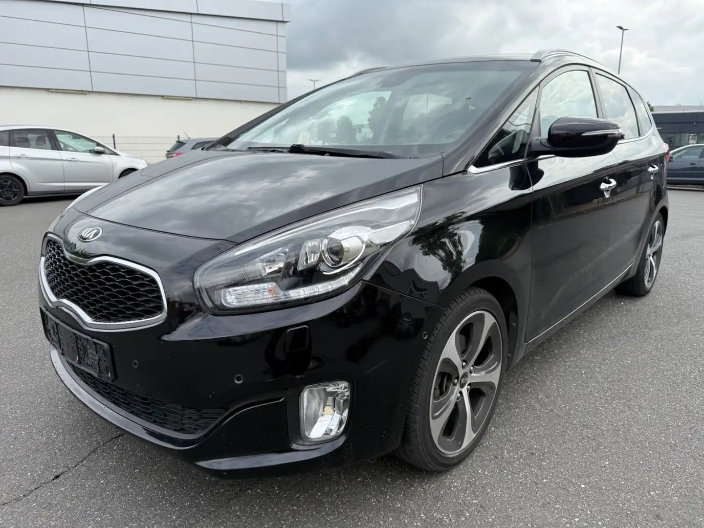 Kia Carens Spirit 7-Sitzer SHZ Vo. und Hi. Negru - 1