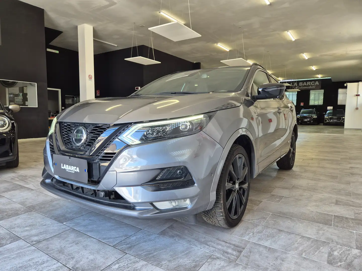 Nissan Qashqai Qashqai II 2017 1.5 dci N-Tec 115cv Grigio - 2