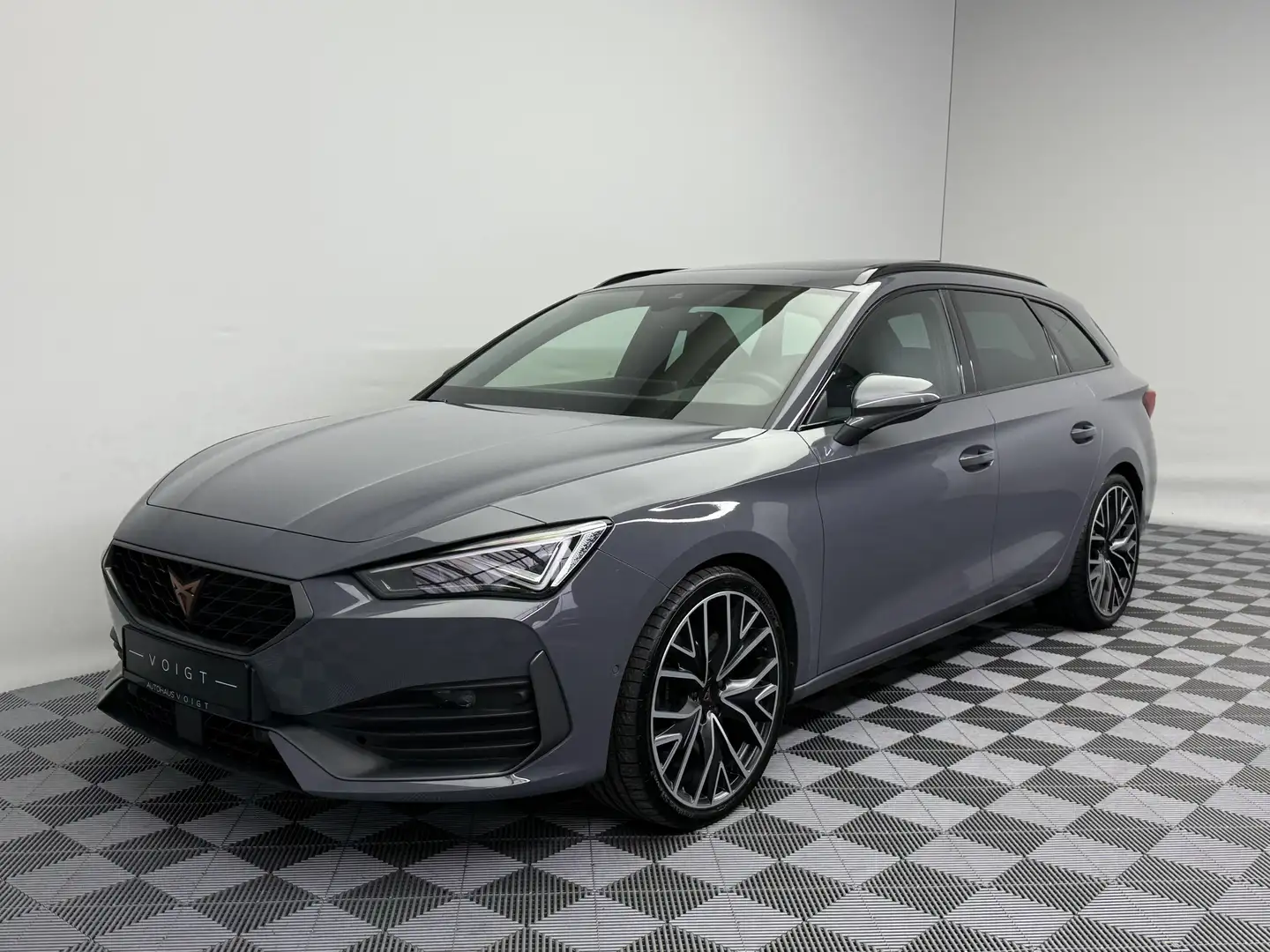 CUPRA Leon VZ 4Drive|2.Hand|Pano|Matrix-LED|Memory| Grau - 2