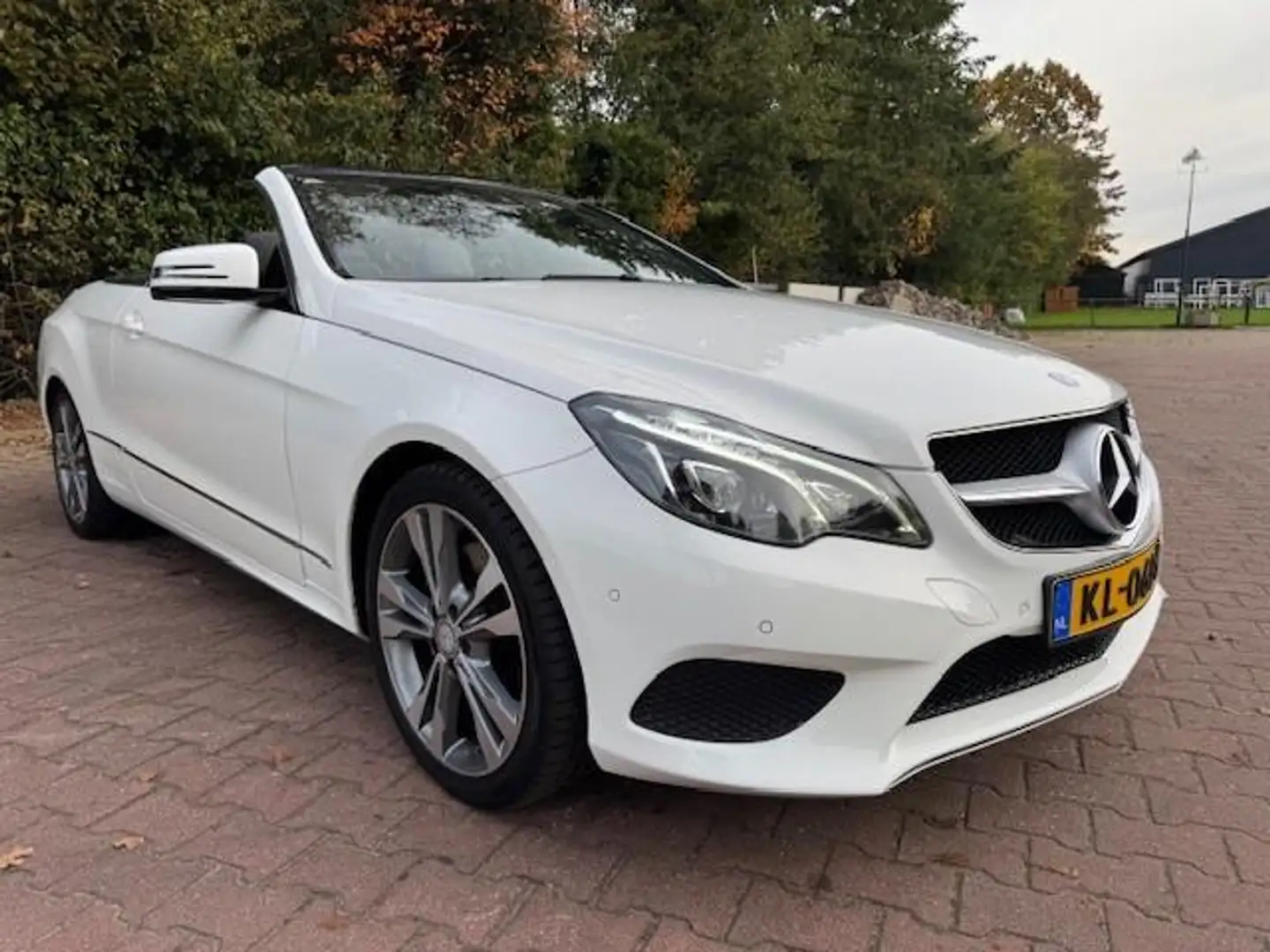 Mercedes-Benz E 250 AMBITION AUT/LEER/LED/CAM/F1 Blanc - 1