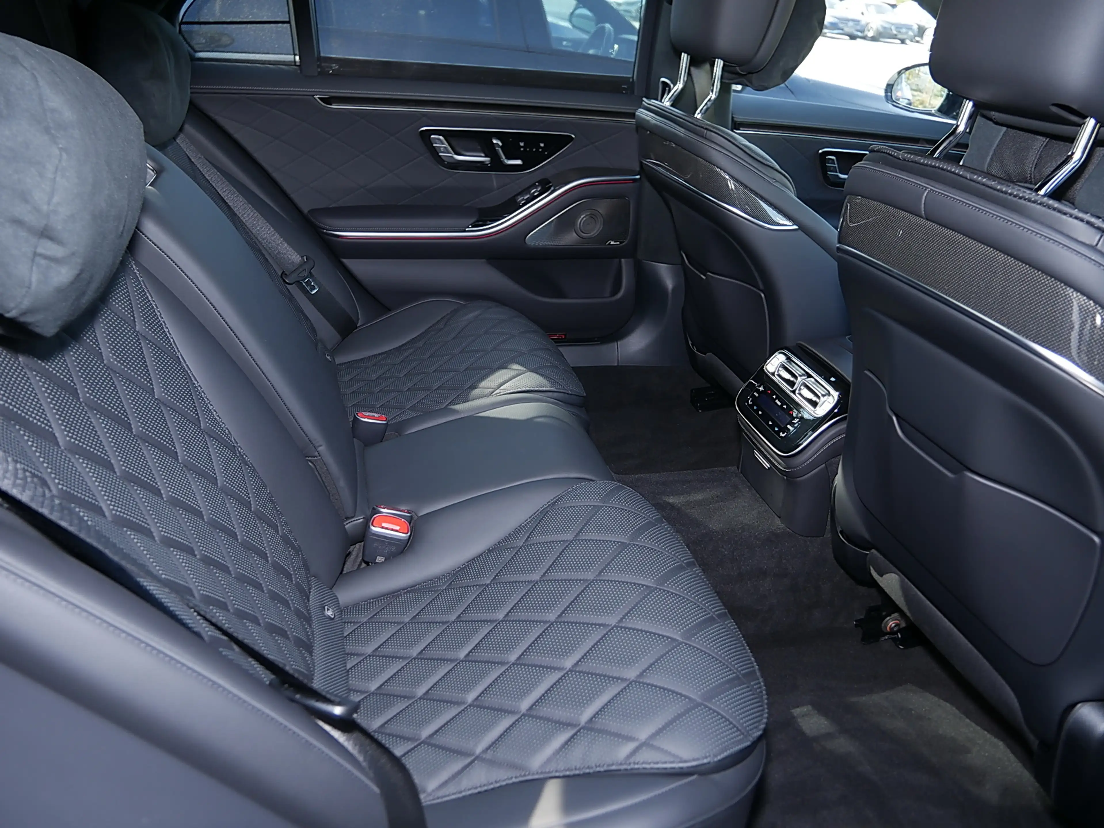Mercedes-Benz S 450 e Limousine lang AMG+HUD+3D Display+DIST — photo 7