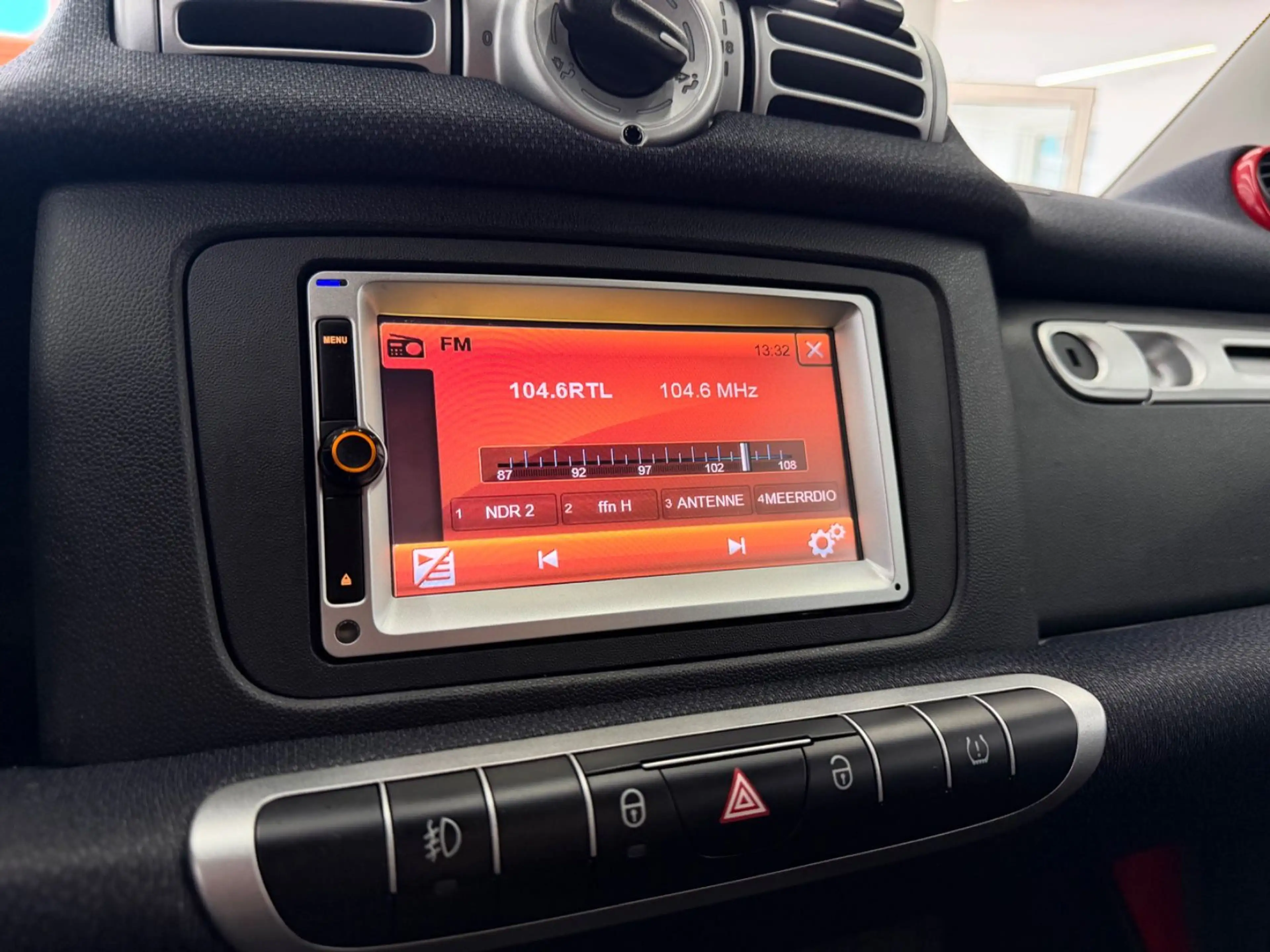 smart forTwo 1.0 coupe Brabus*Panorama*Navi*Sitzheiz* — photo 20