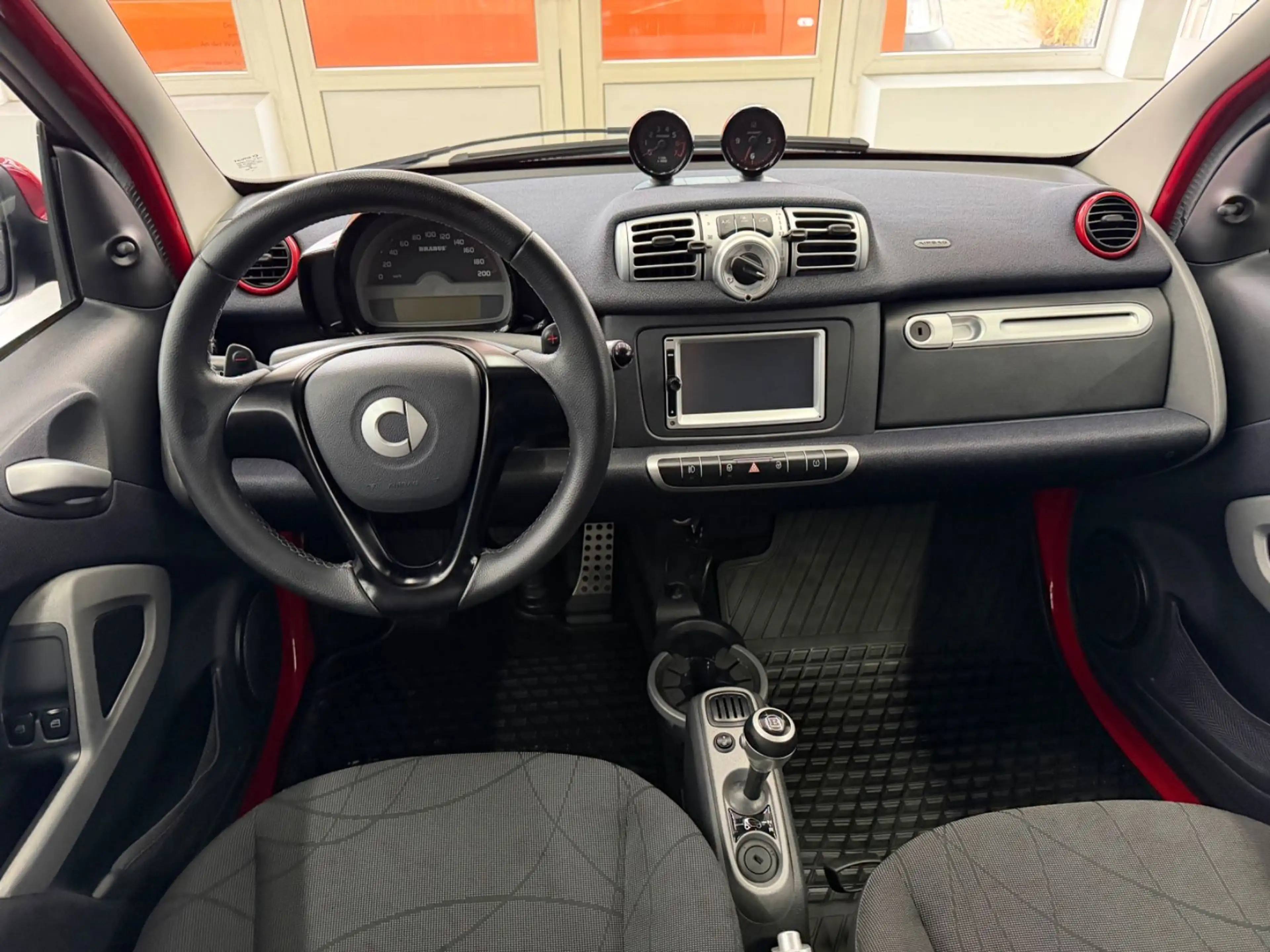 smart forTwo 1.0 coupe Brabus*Panorama*Navi*Sitzheiz* — photo 11