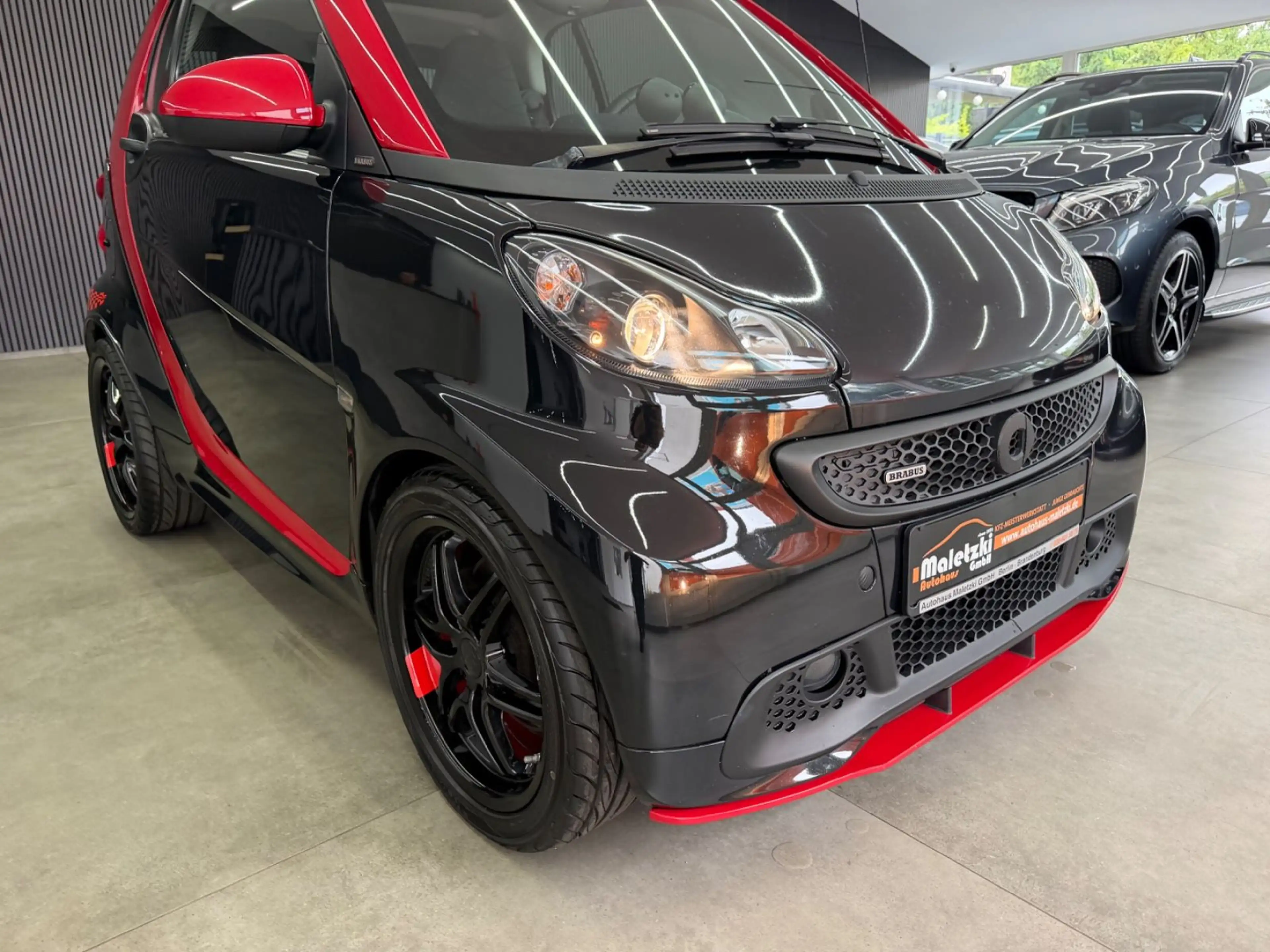 smart forTwo 1.0 coupe Brabus*Panorama*Navi*Sitzheiz* — photo 29