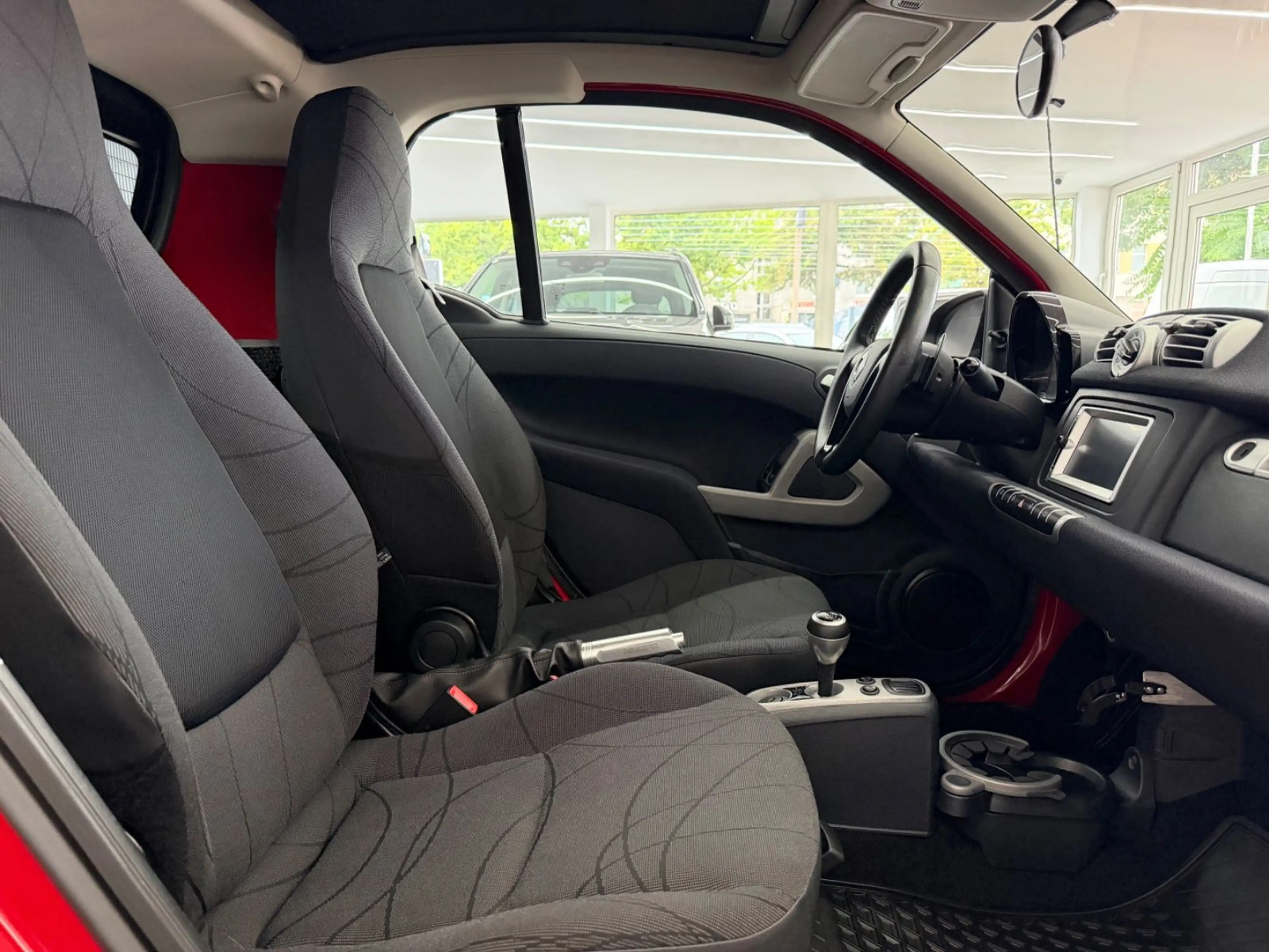 smart forTwo 1.0 coupe Brabus*Panorama*Navi*Sitzheiz* — photo 8