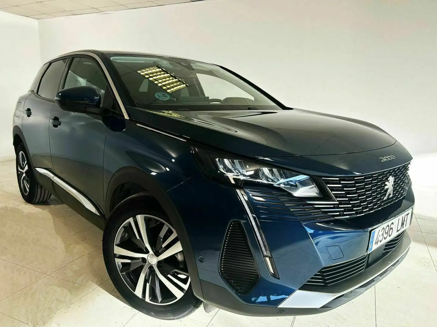 Peugeot 3008 1.2 PureTech S&S Allure 130 Azul - 1
