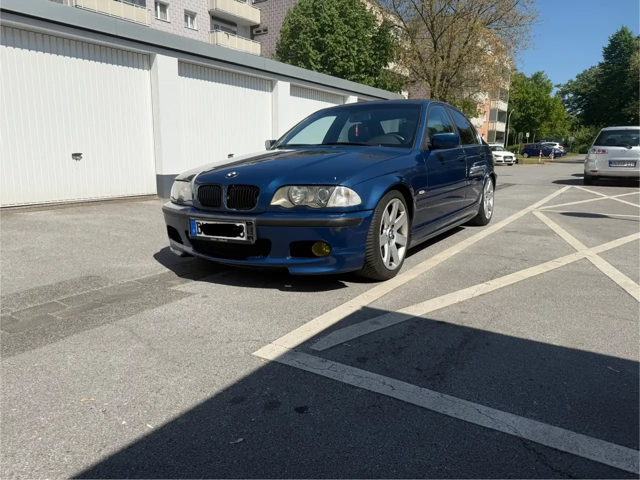 BMW 330