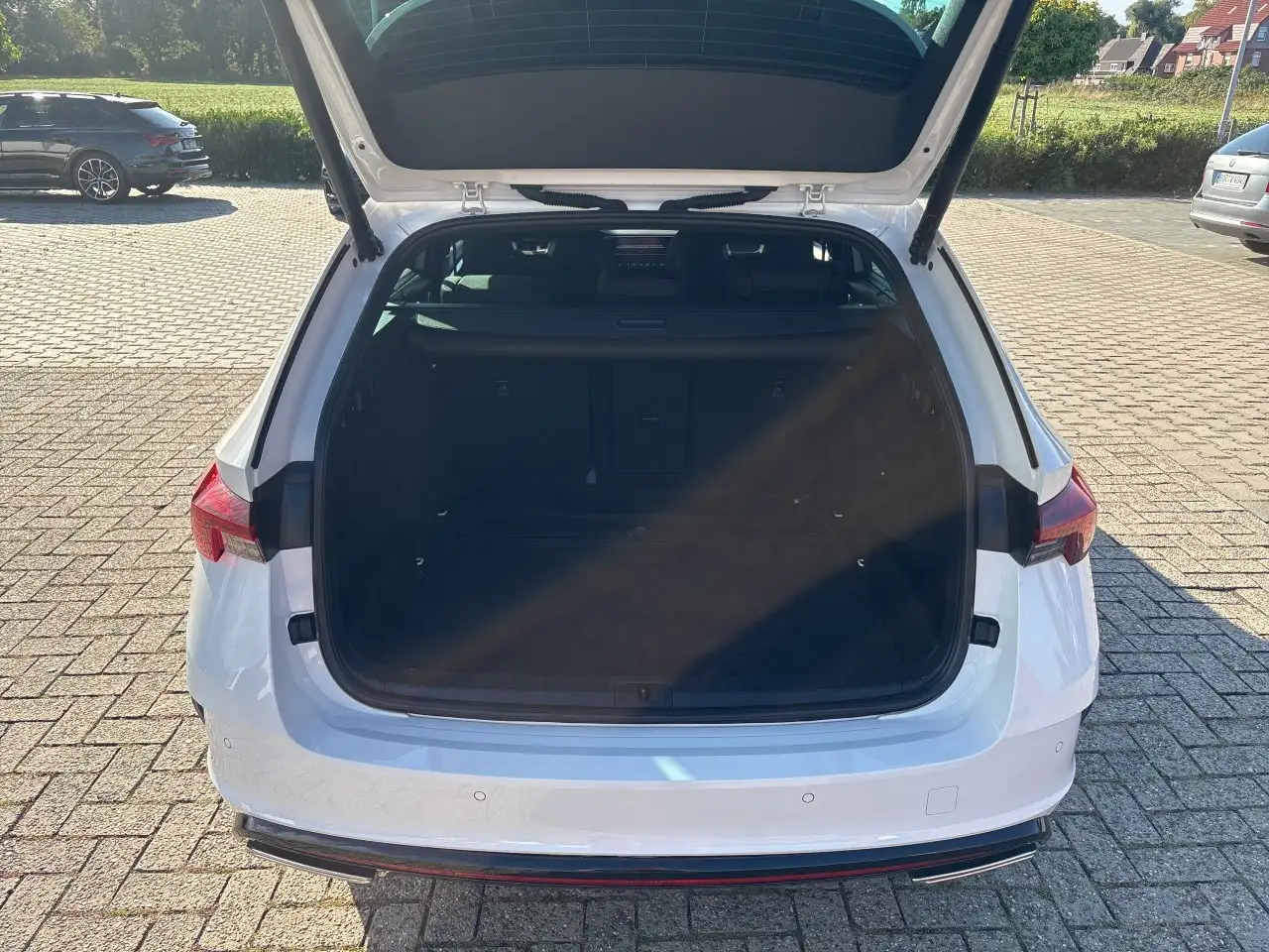Skoda Octavia Combi RS AHK/HeadUp/Kamera, миниатюра 11