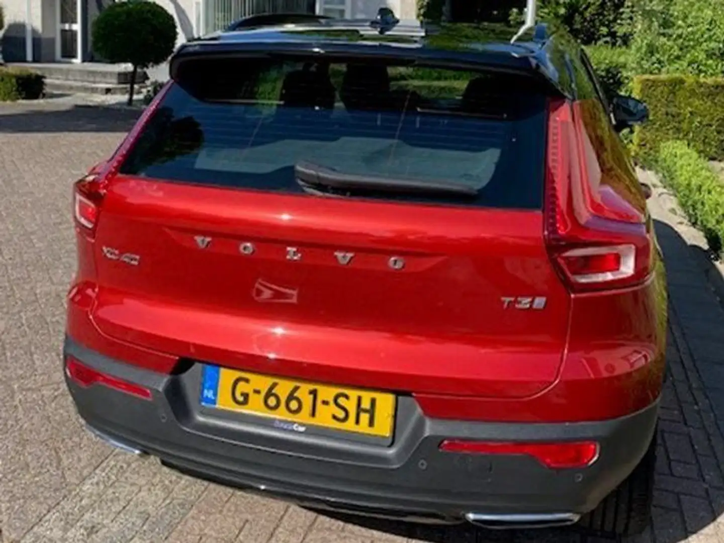 Volvo XC40 XC40 1.5 T3 R-Design Rood - 2