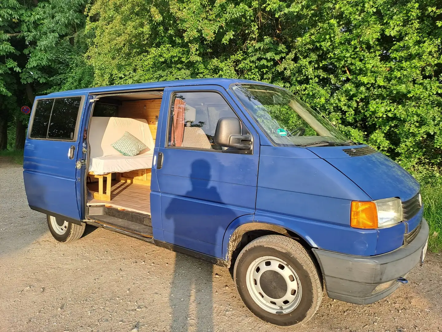 Volkswagen T4 T4/MULTIVAN/CARAVELLE Transporter 70B 1C2 Blau - 1