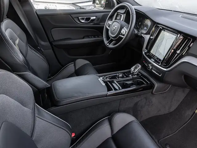 Volvo V60 view 9