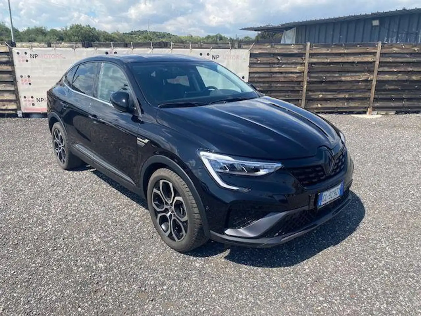 Renault Arkana Hybrid E-Tech 145 CV R.S.Line Fast Track Zwart - 2