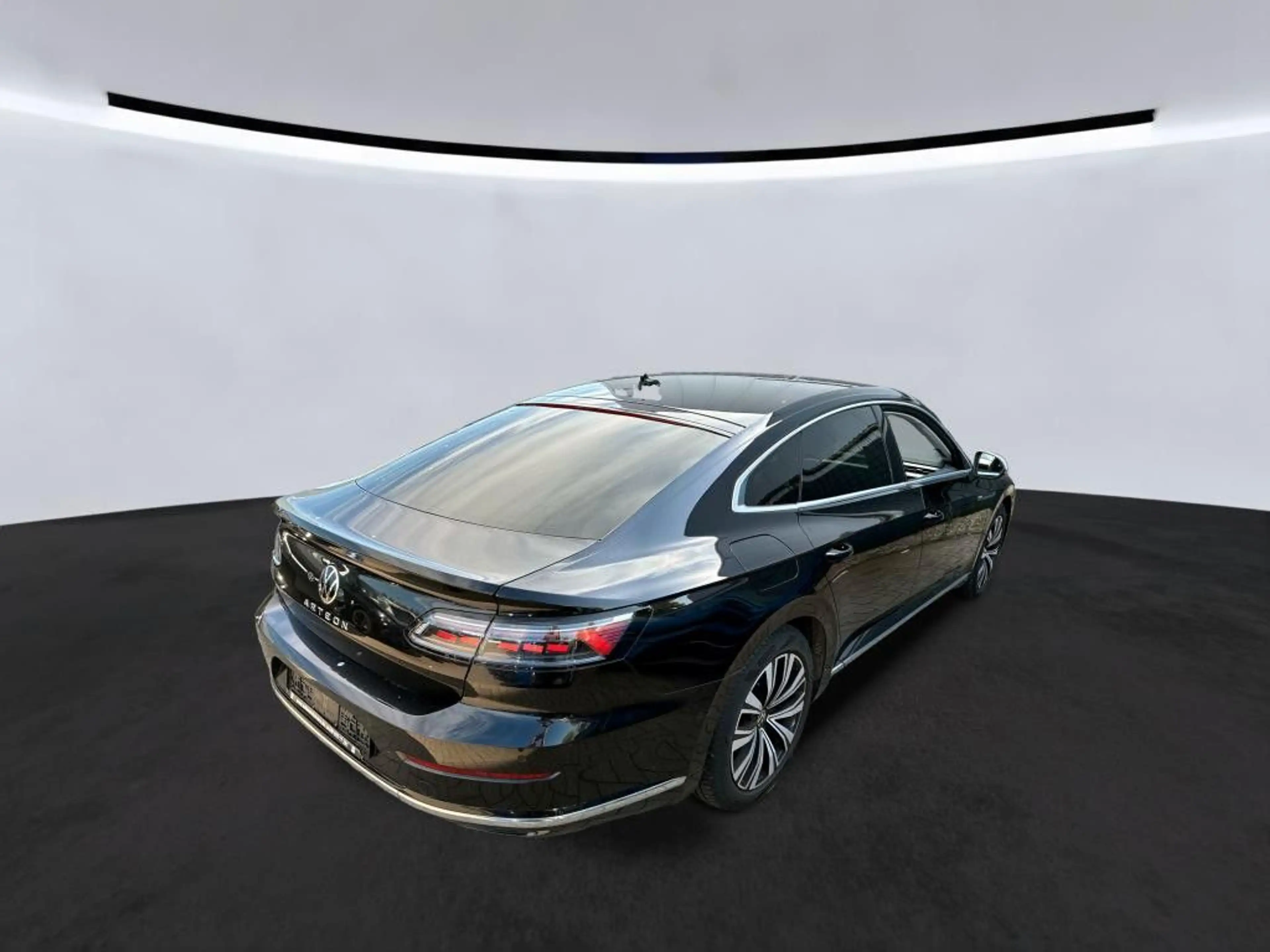 Volkswagen Arteon Elegance 2.0TDI DSG Navi SHZ LED Kamera — photo 4