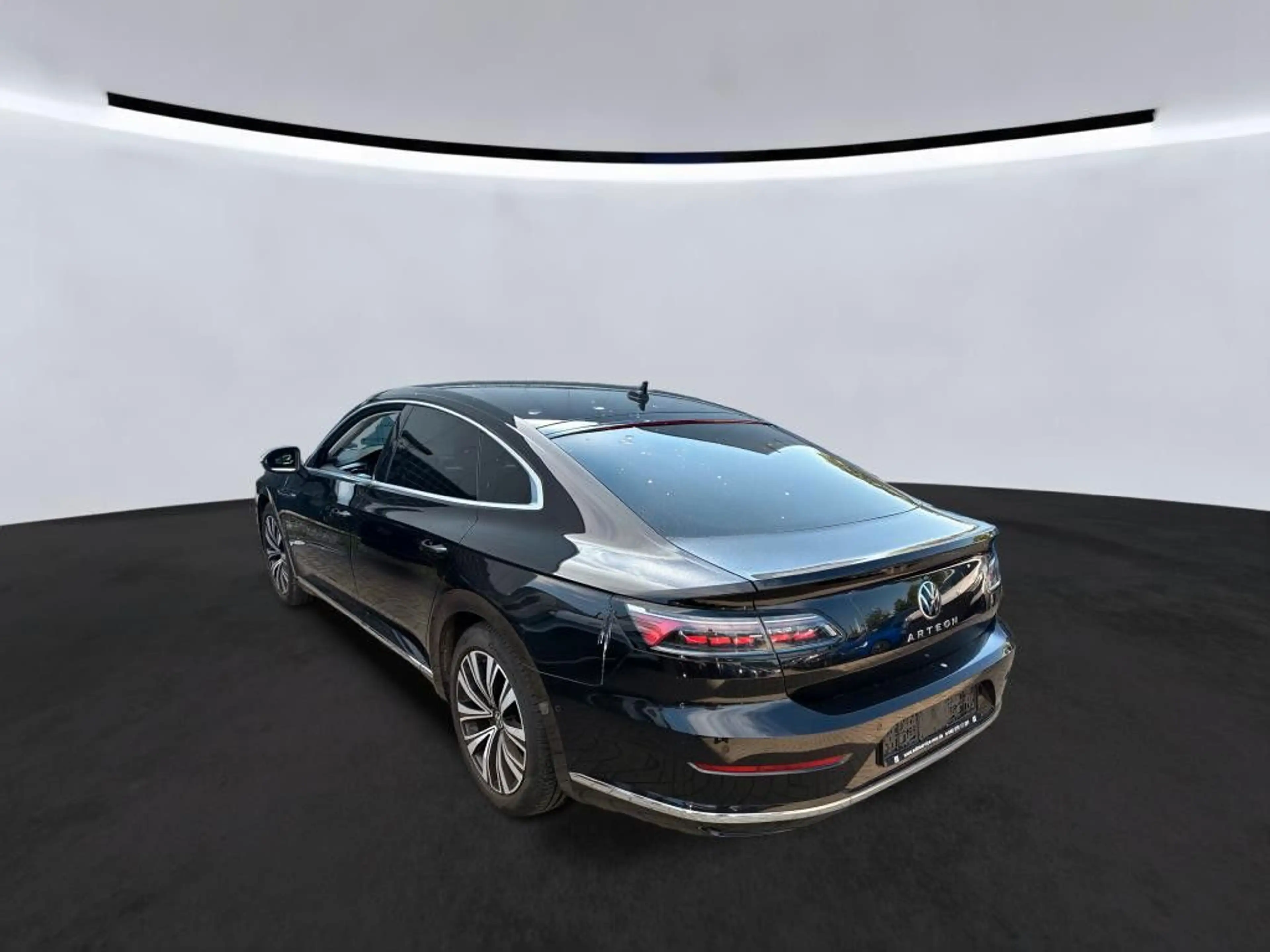 Volkswagen Arteon Elegance 2.0TDI DSG Navi SHZ LED Kamera — photo 3