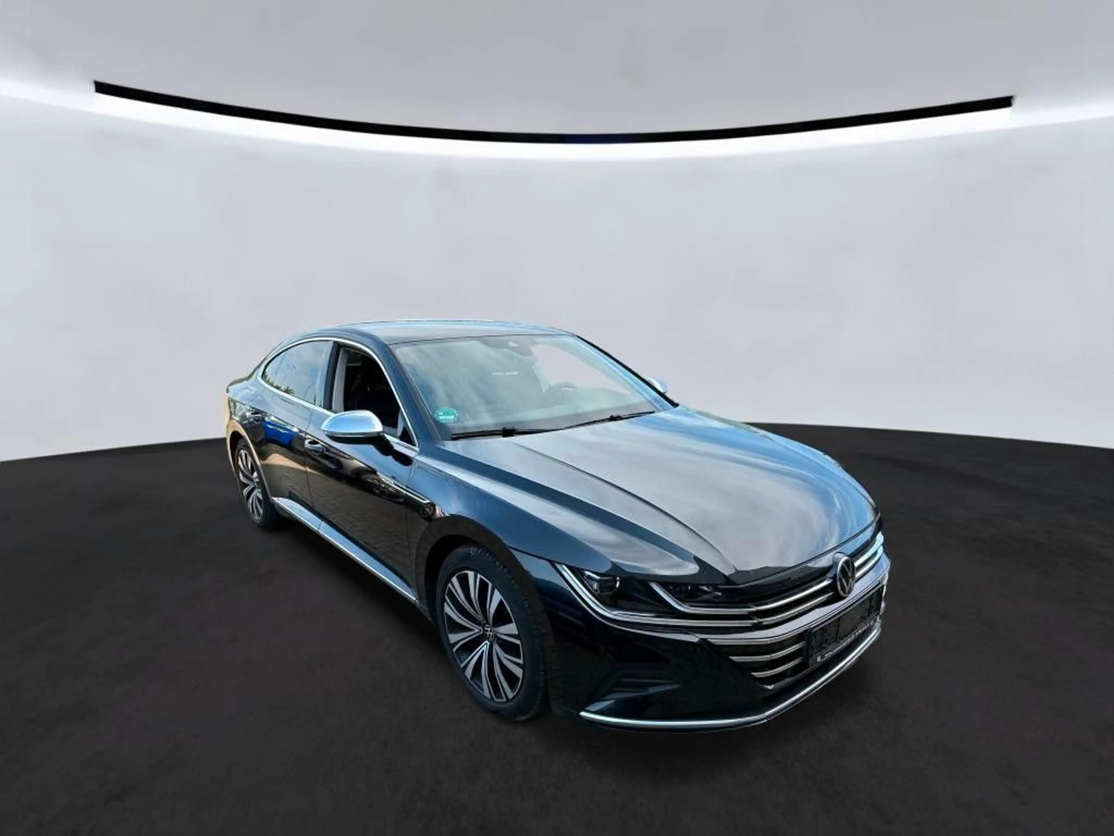 Volkswagen Arteon Elegance 2.0TDI DSG Navi SHZ LED Kamera — photo 2