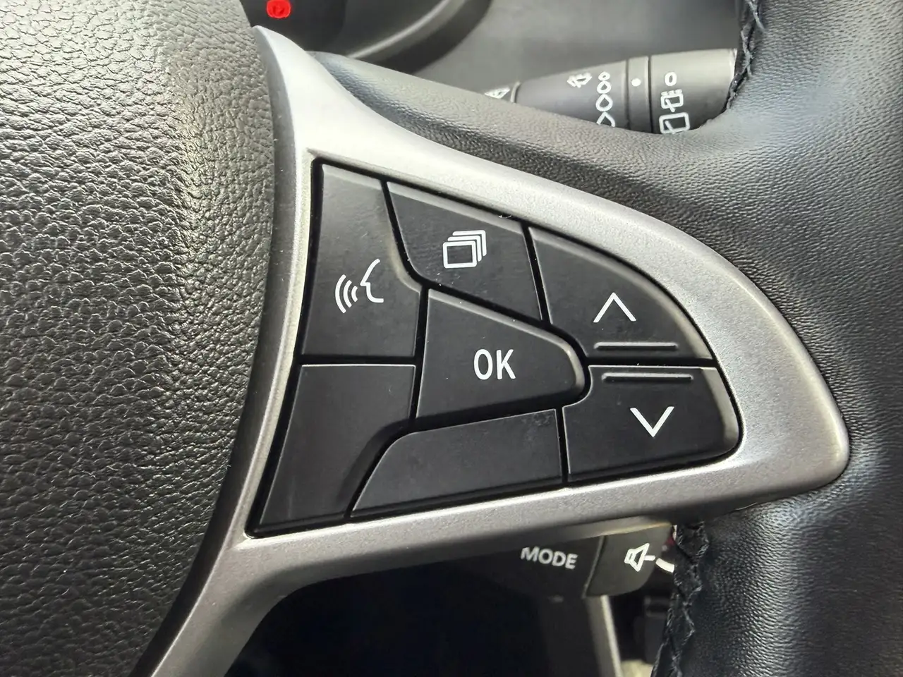 Dacia Jogger 1.6 Hybrid Automaat Cruise Camera navi Carplay Dig 24