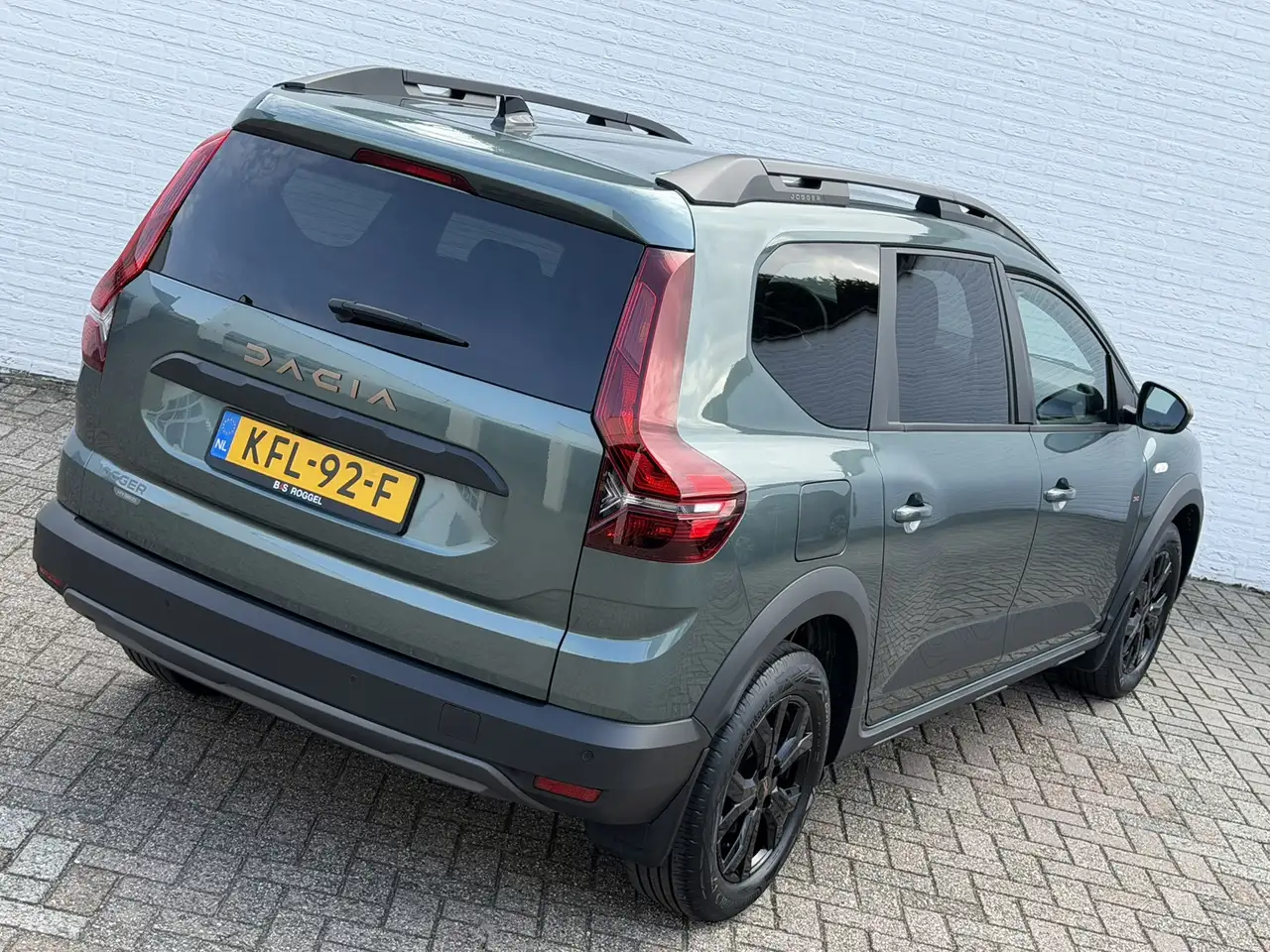 Dacia Jogger 1.6 Hybrid Automaat Cruise Camera navi Carplay Dig 41