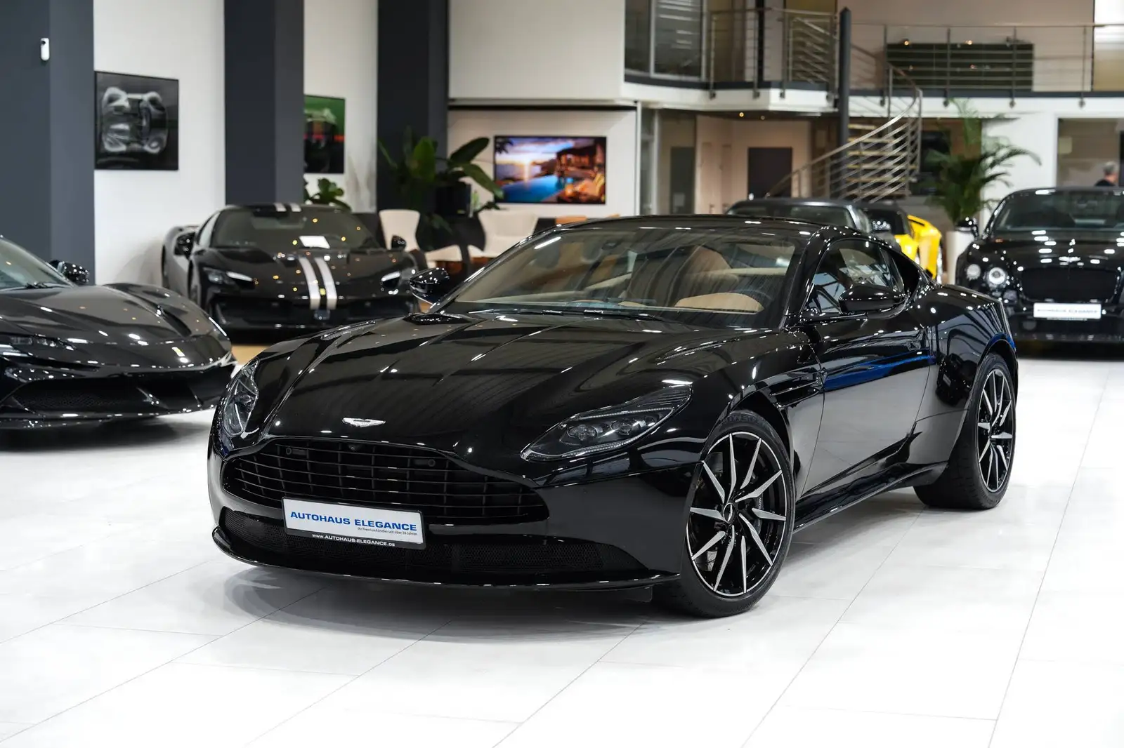 Aston Martin 4.0 V8*VOLL-LEDER*MEMORY*360°-KAMERA*20"*