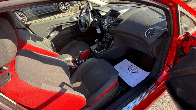 Ford Fiesta Sport — photo 10