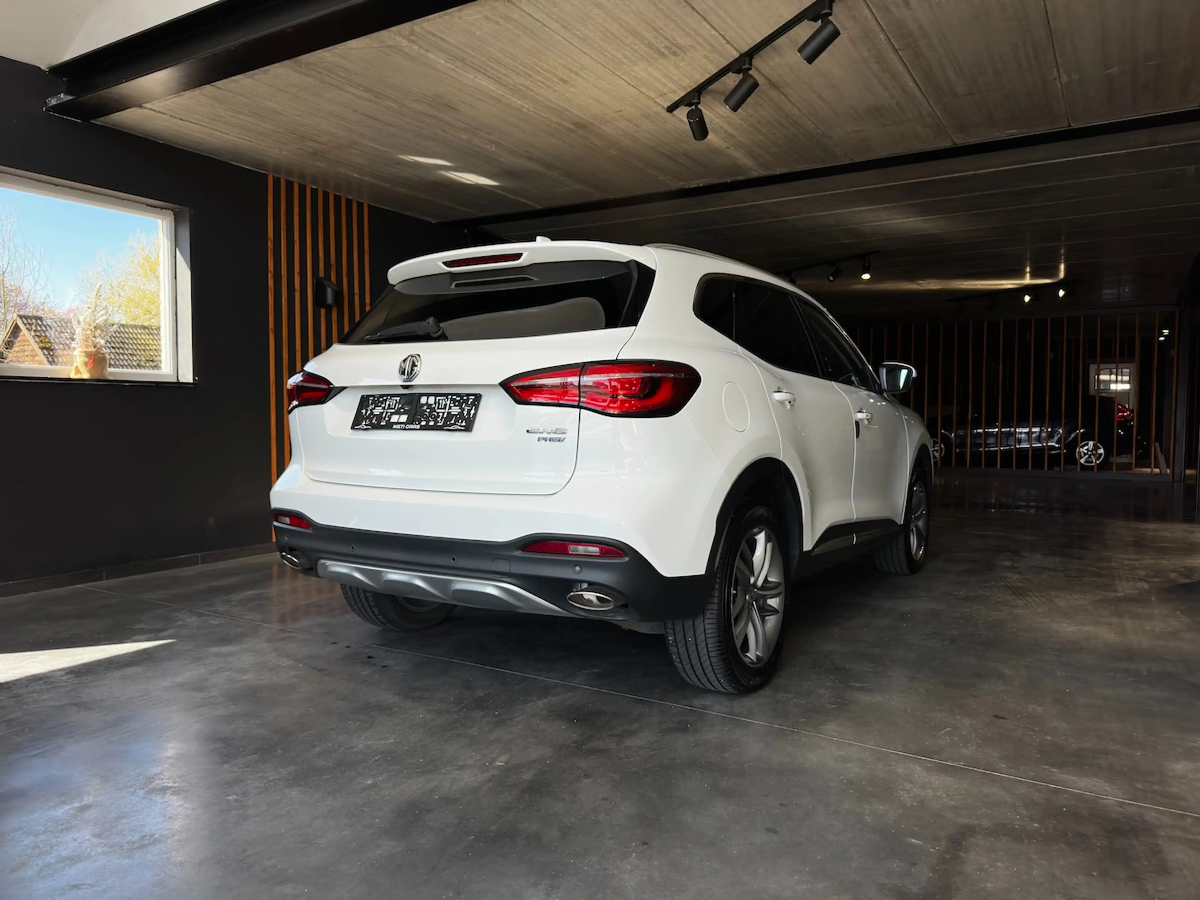 MG EHS PHEV 1.5 Turbo Comfort | ACC | Lane Ass. | Carplay — photo 8
