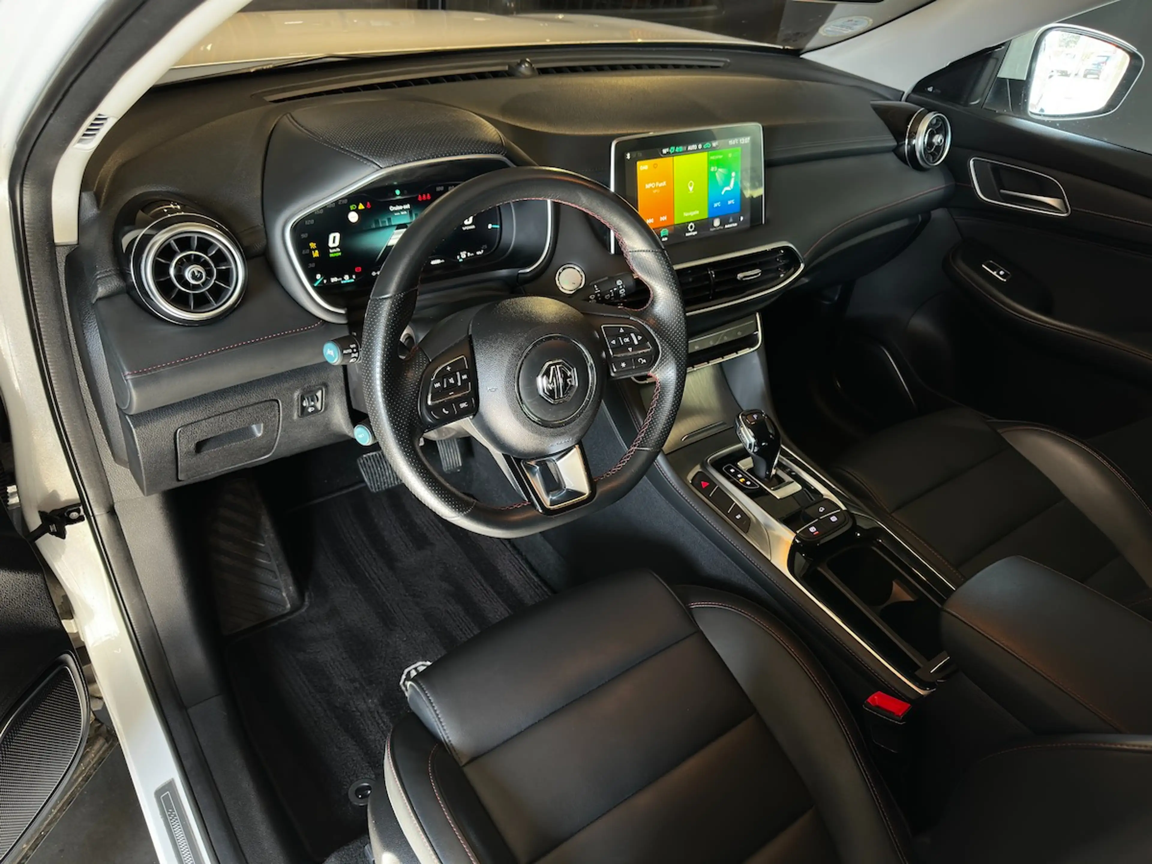 MG EHS PHEV 1.5 Turbo Comfort | ACC | Lane Ass. | Carplay — photo 12
