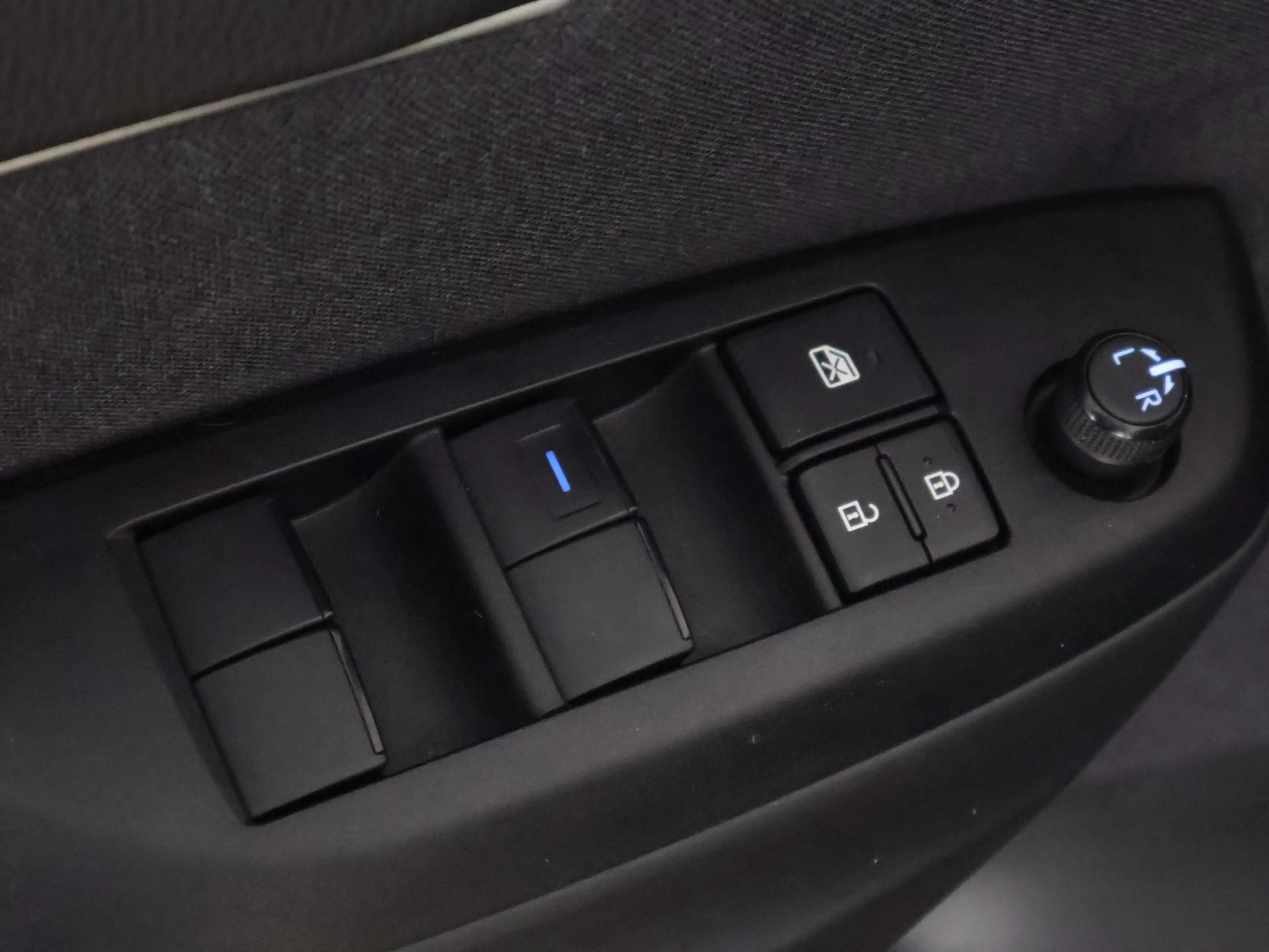 Toyota Yaris Cross 1.5 Hybrid Business Bi-Tone | Apple Carplay & Andr — photo 18