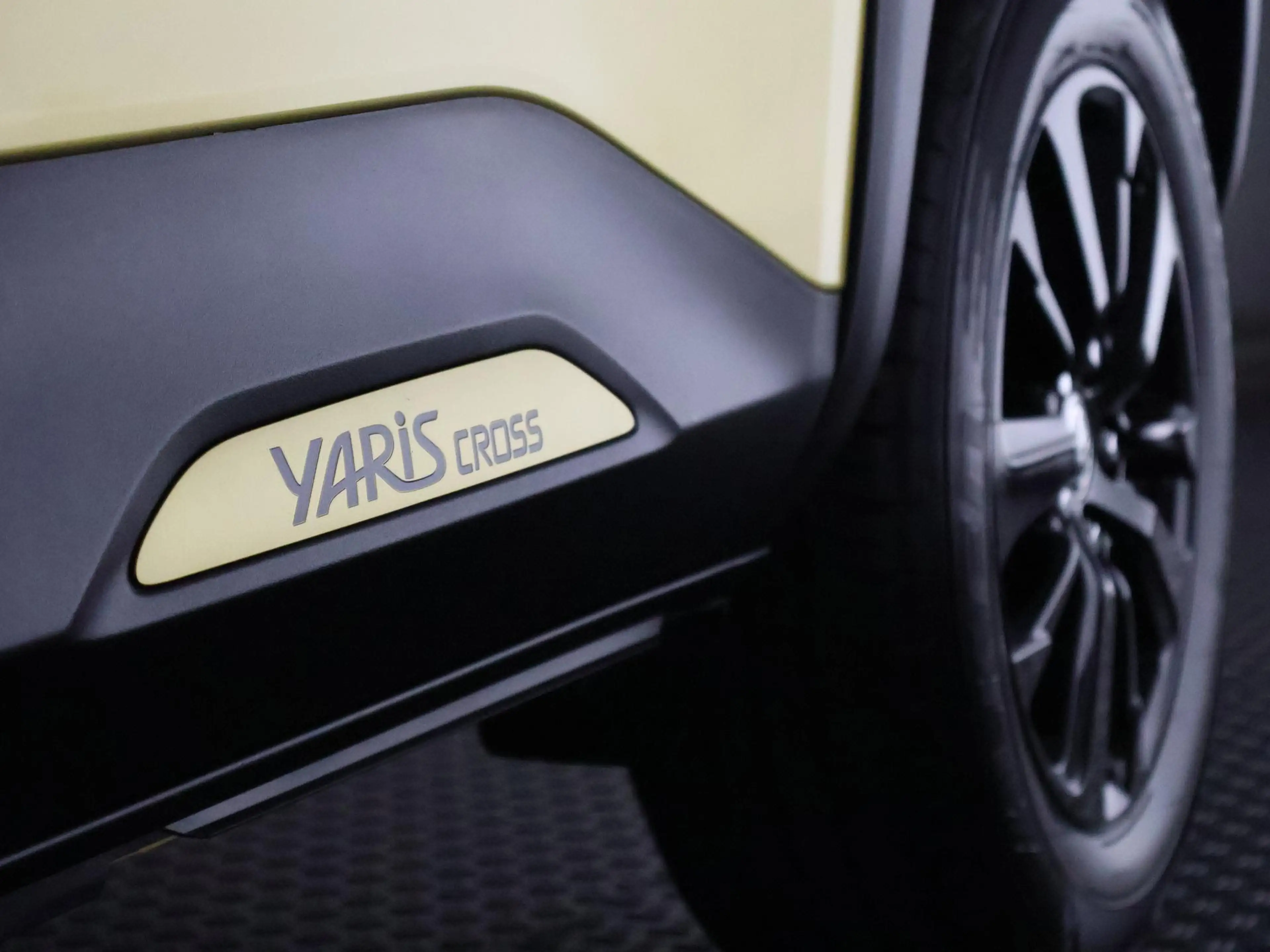 Toyota Yaris Cross 1.5 Hybrid Business Bi-Tone | Apple Carplay & Andr — photo 31