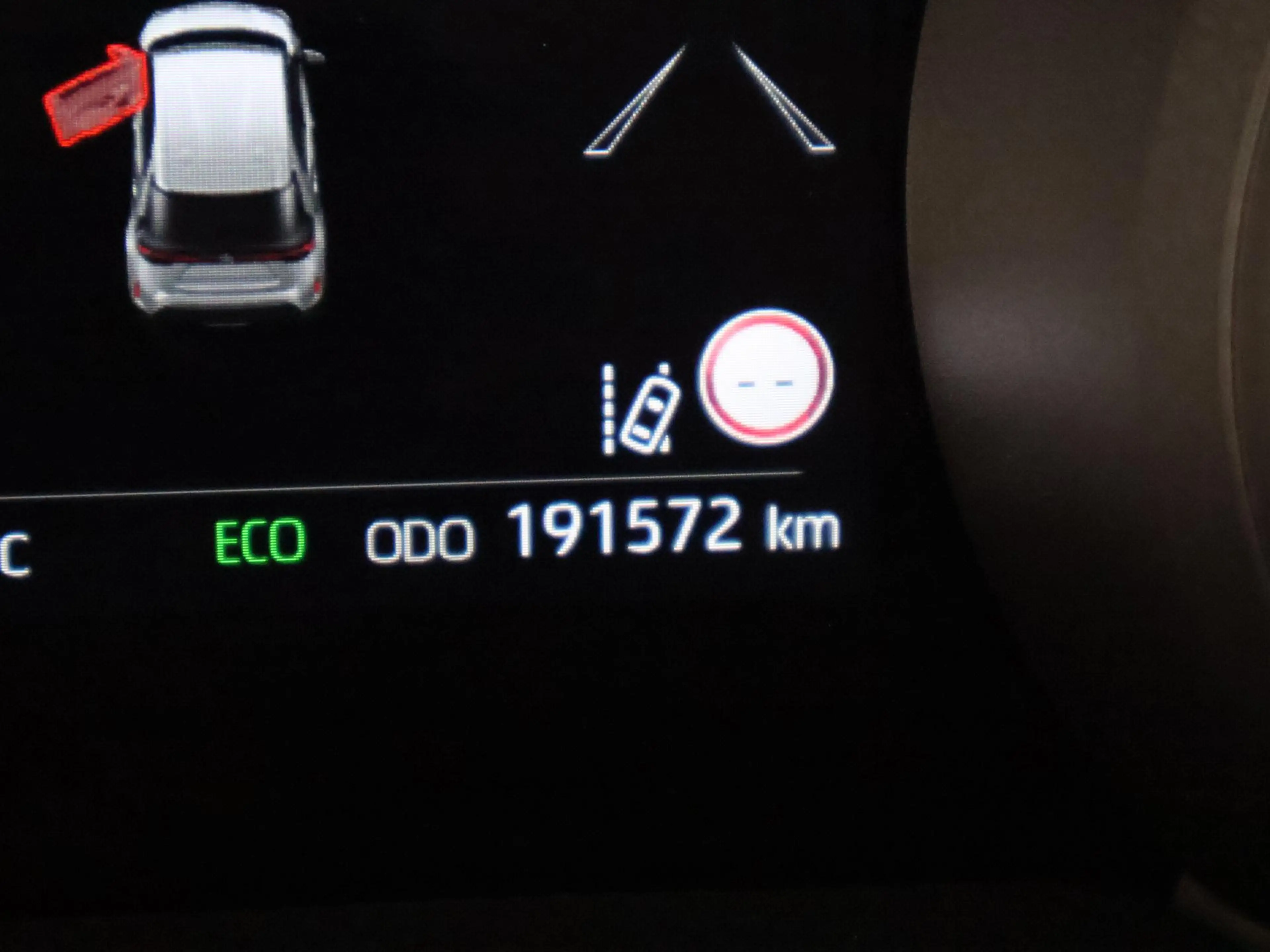 Toyota Yaris Cross 1.5 Hybrid Business Bi-Tone | Apple Carplay & Andr — photo 8