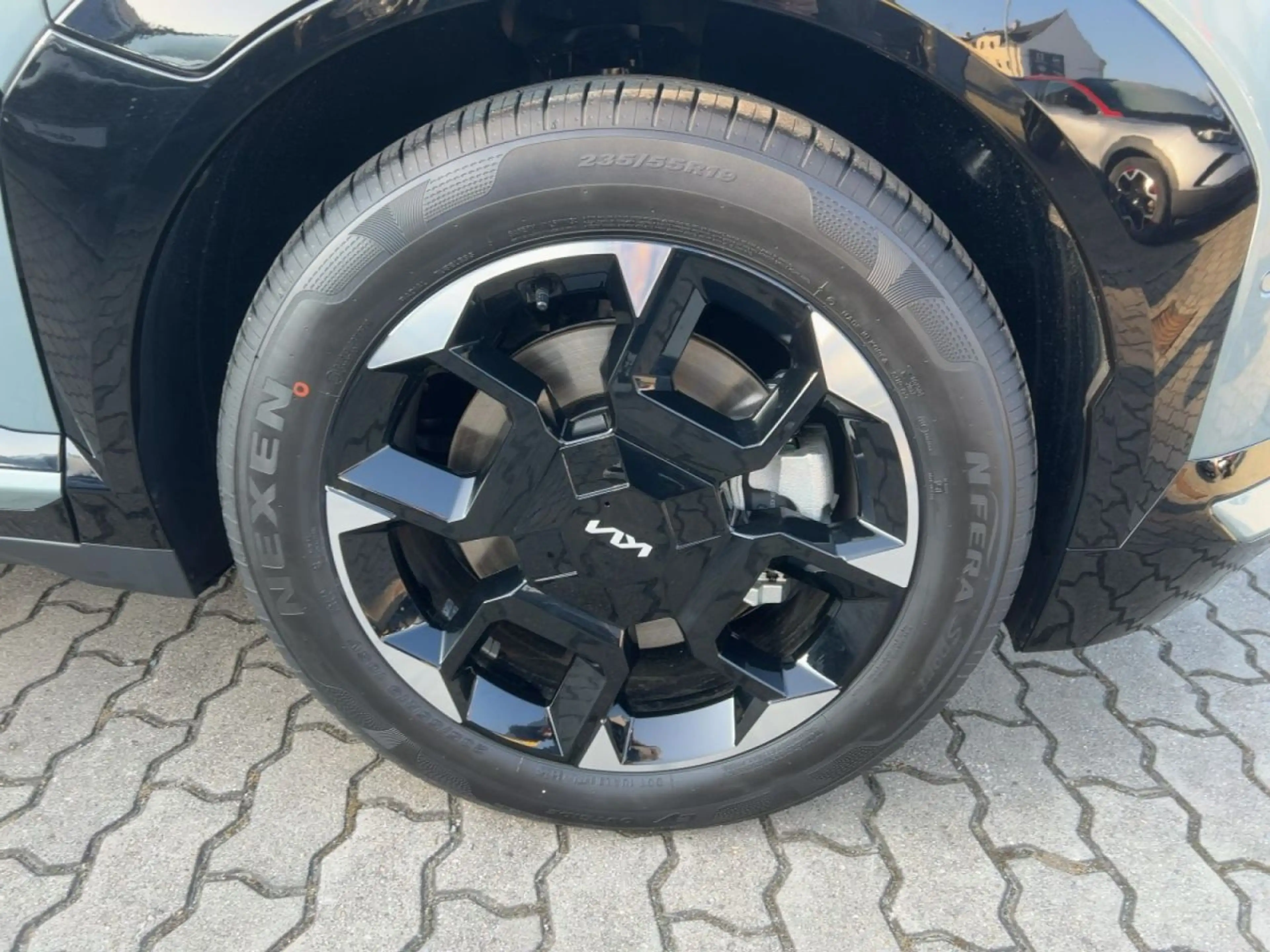 Kia EV5 GT-Line Launch Edition 2WD — photo 14