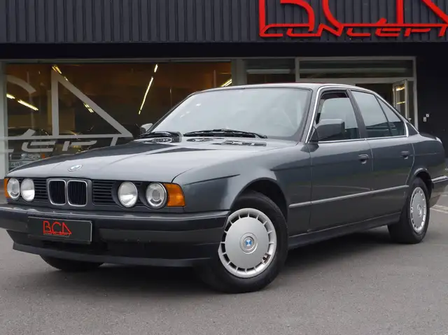 BMW 525 525i
