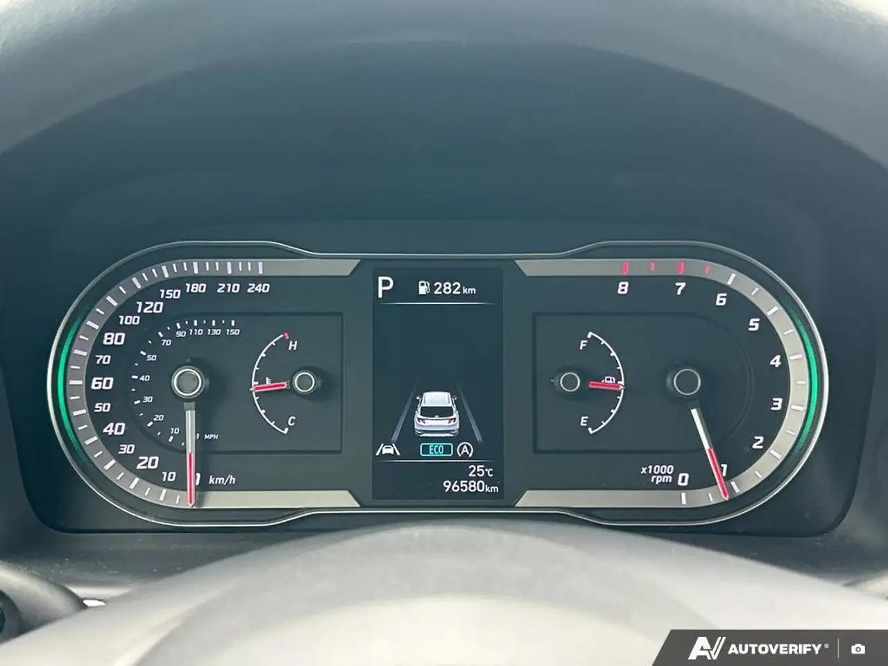 Hyundai TUCSON снимка Hyundai TUCSON