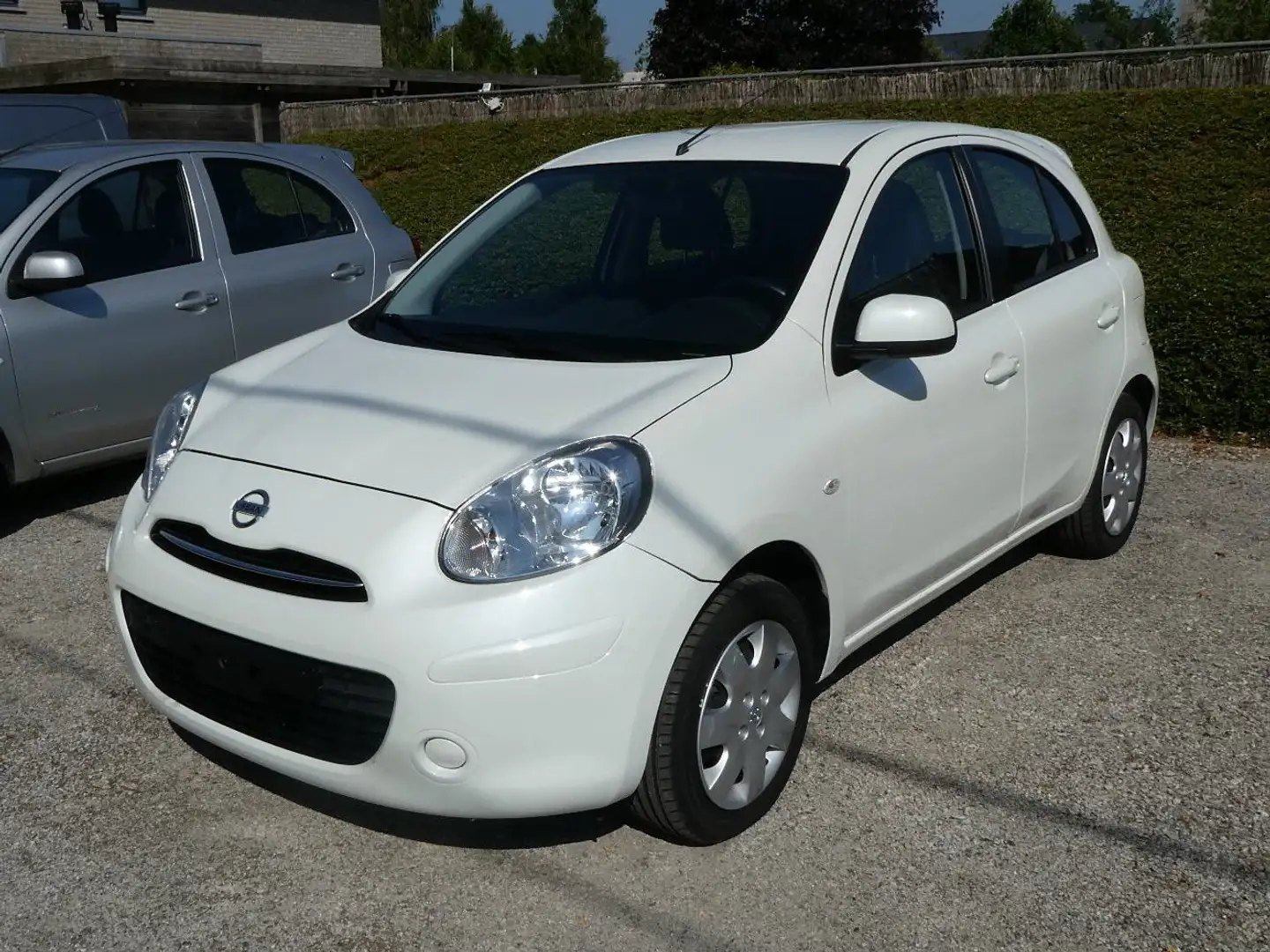 Nissan Micra 1.2i Acenta CVT Weiß - 1