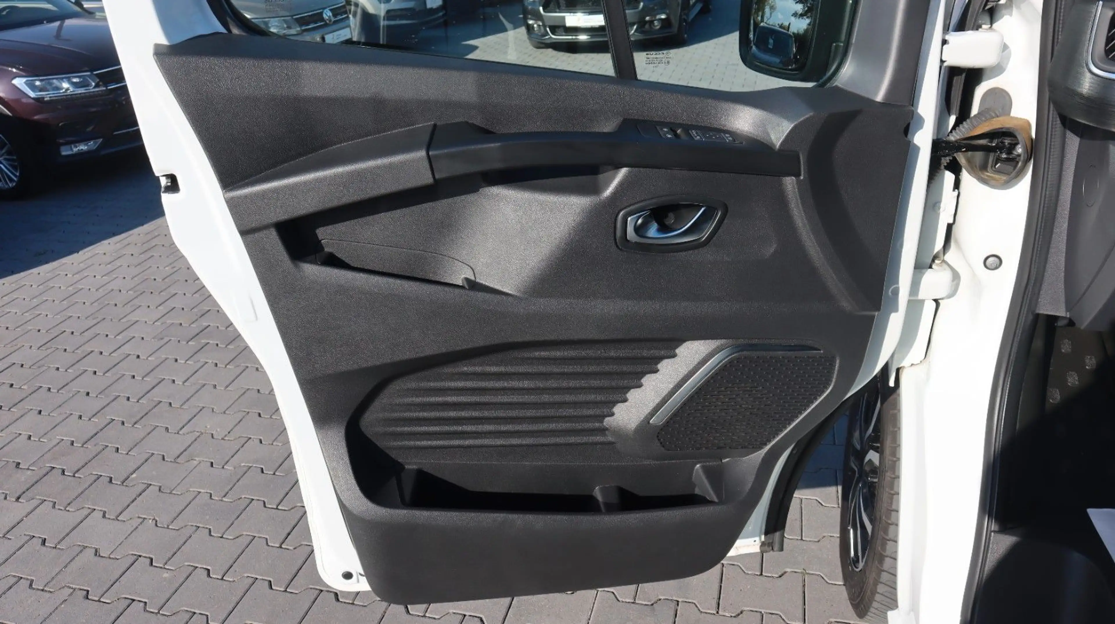 Nissan Primastar TEKNA L1 Aut. CarPlay LED R.Cam Design — photo 7