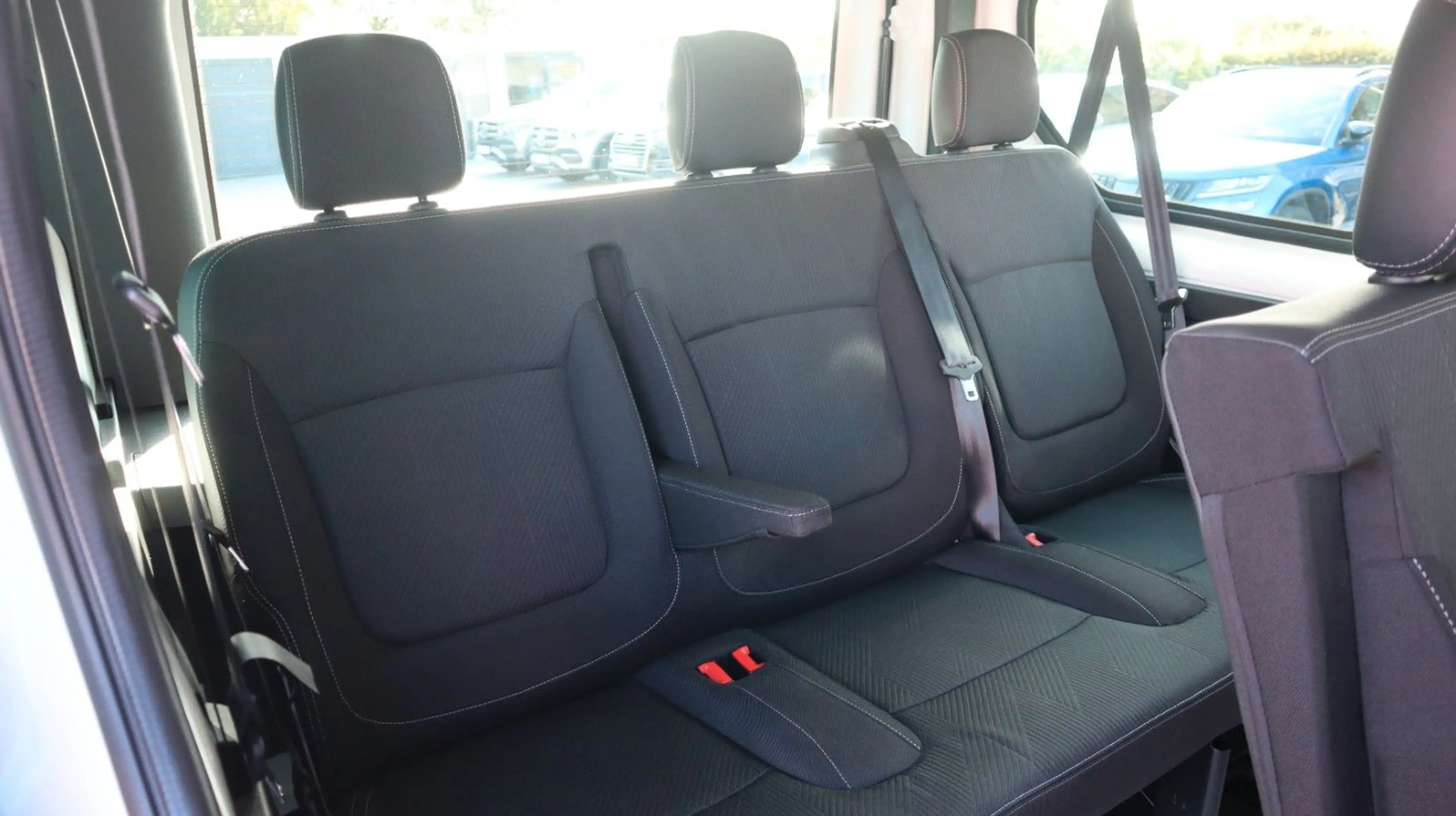 Nissan Primastar TEKNA L1 Aut. CarPlay LED R.Cam Design — photo 15